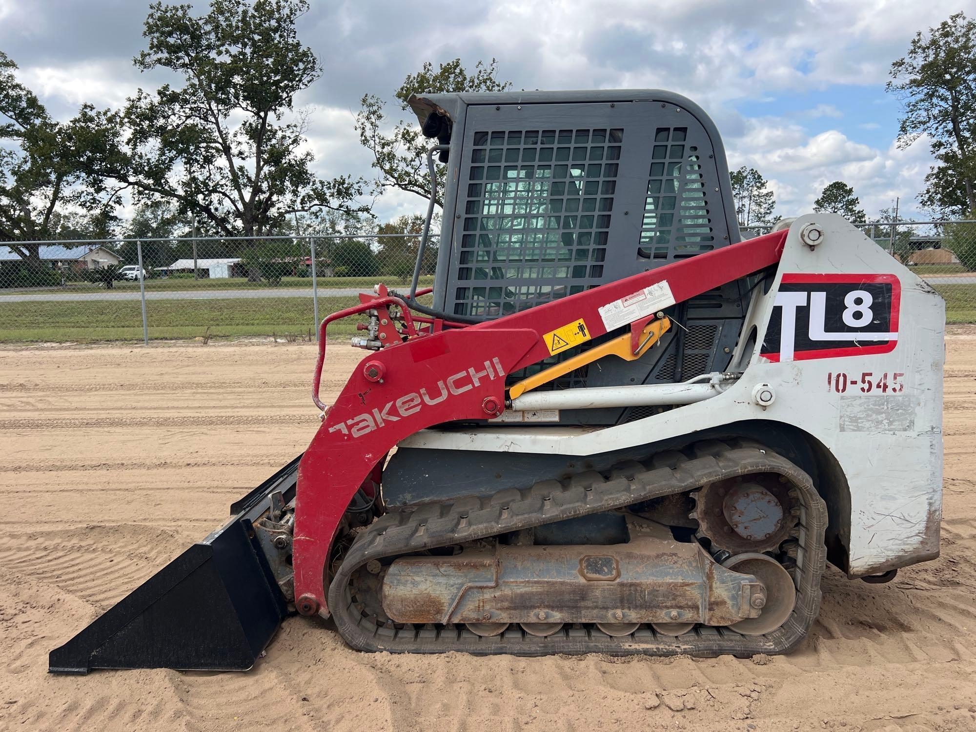 2019 TAKEUCHI TL8 SKID STEER (A52705)