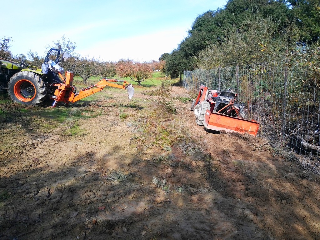 20171121_124643r2tractors-againstfence-2-jpg.530092