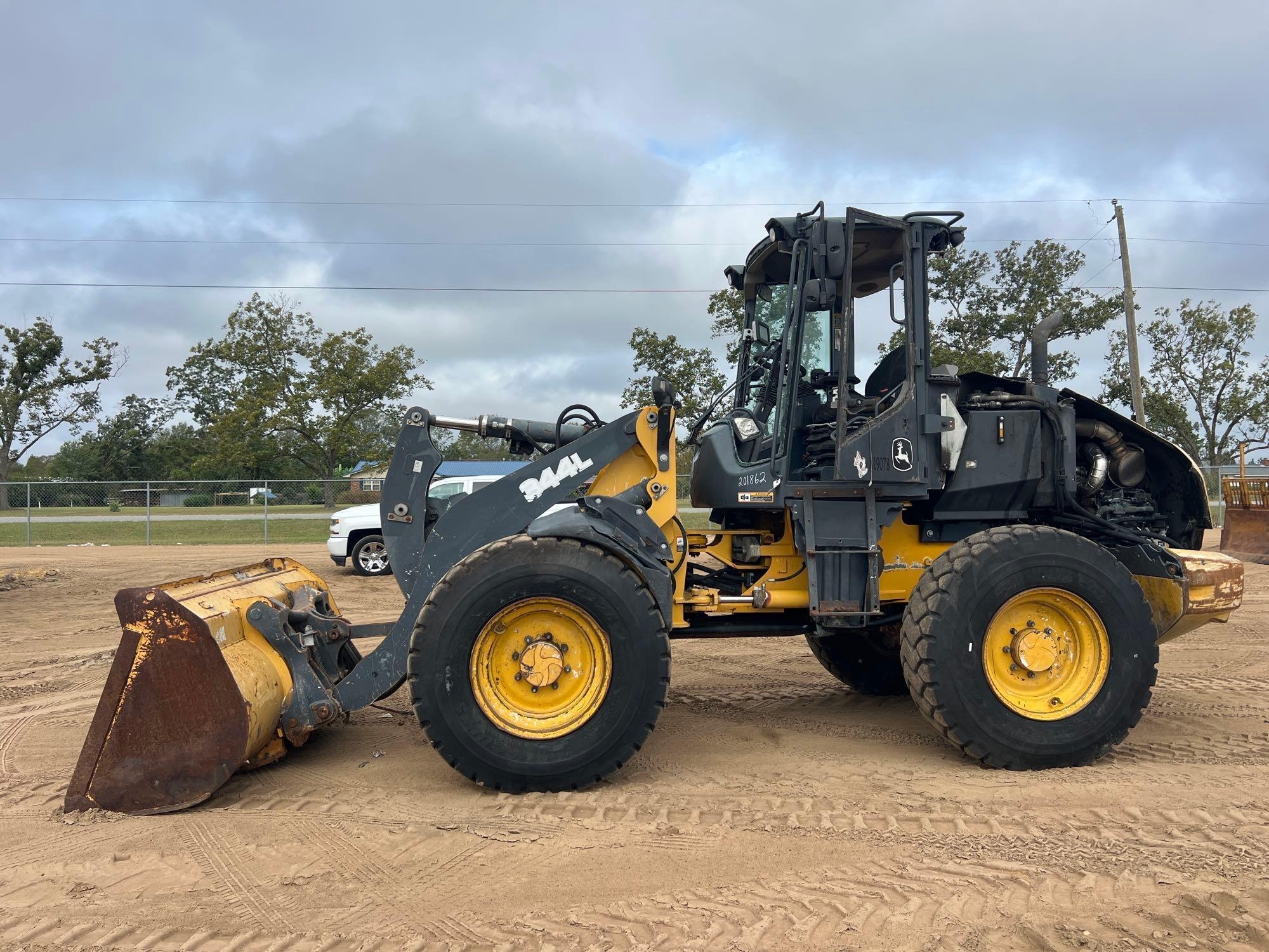 2018 JOHN DEERE 344L WHEEL LOADER (A52705)