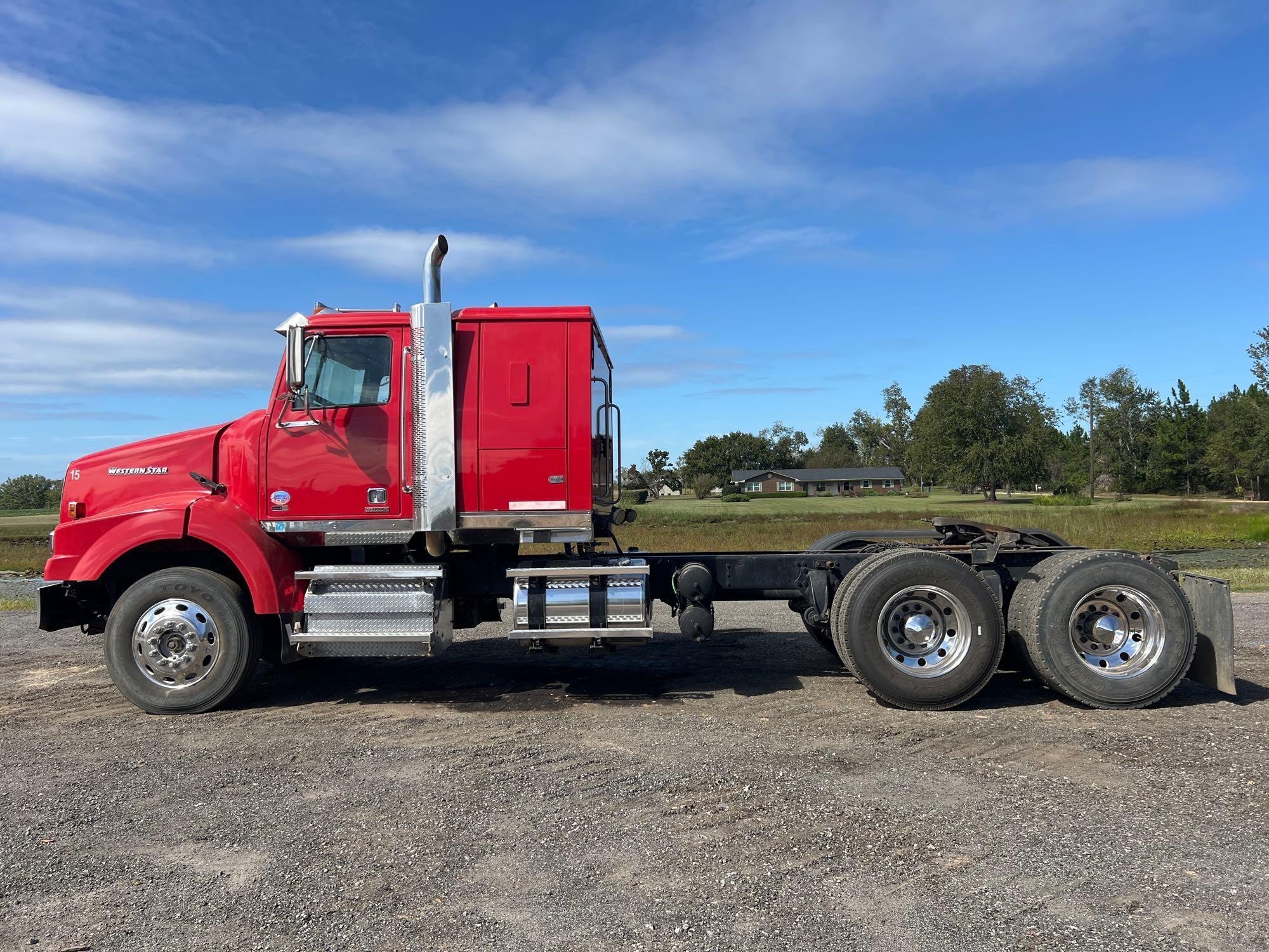 2014 WESTERN STAR 4900 SB ROAD TRACTOR (A51406)