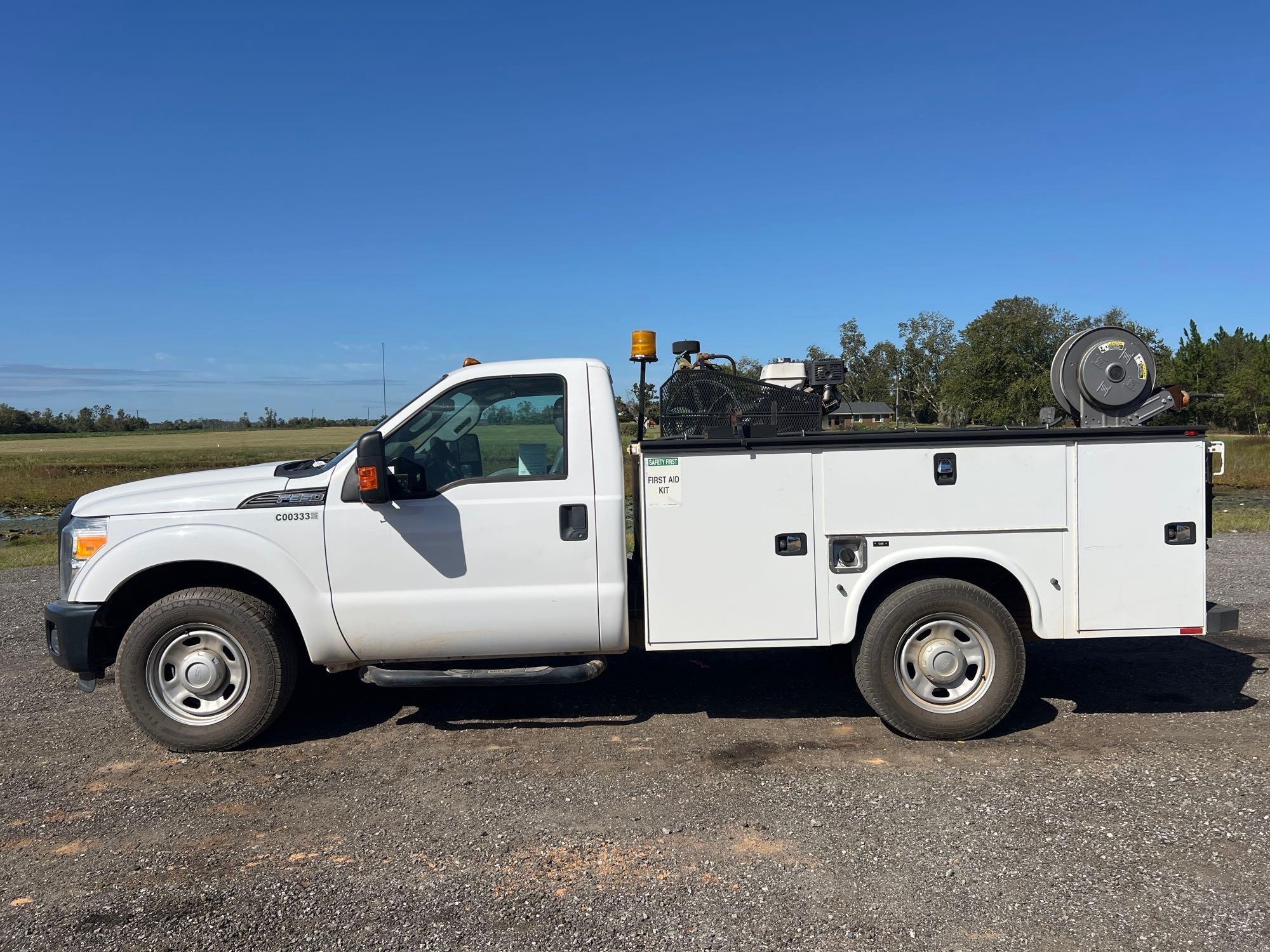2015 FORD F350 SERVICE TRUCK (A51406)