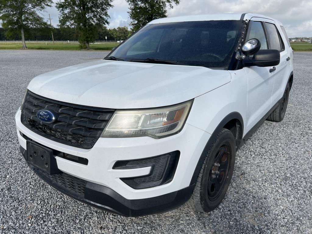 2016 Ford Explorer SUV (A50860)