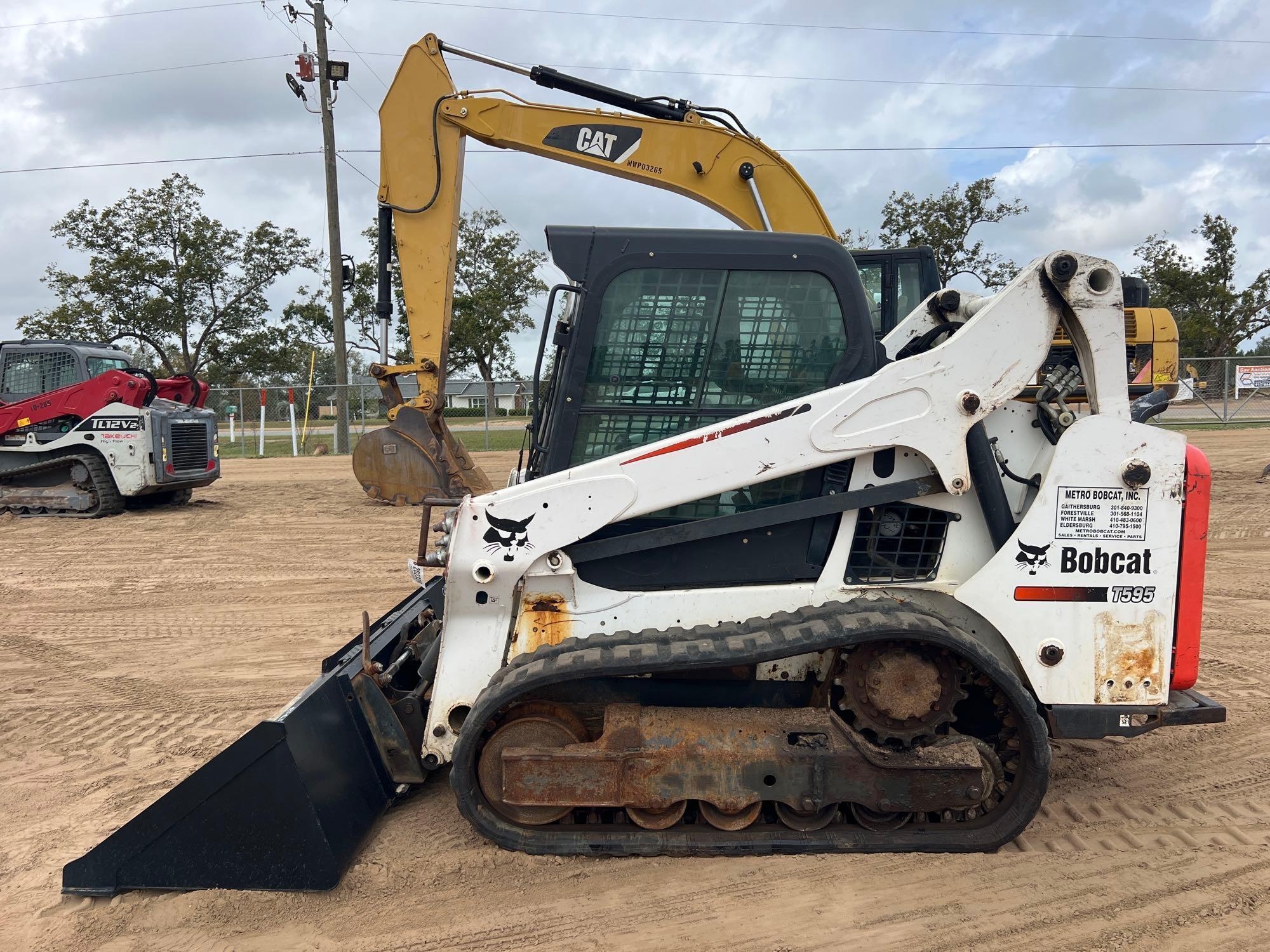 2016 BOBCAT T595 SKID STEER (A52705)
