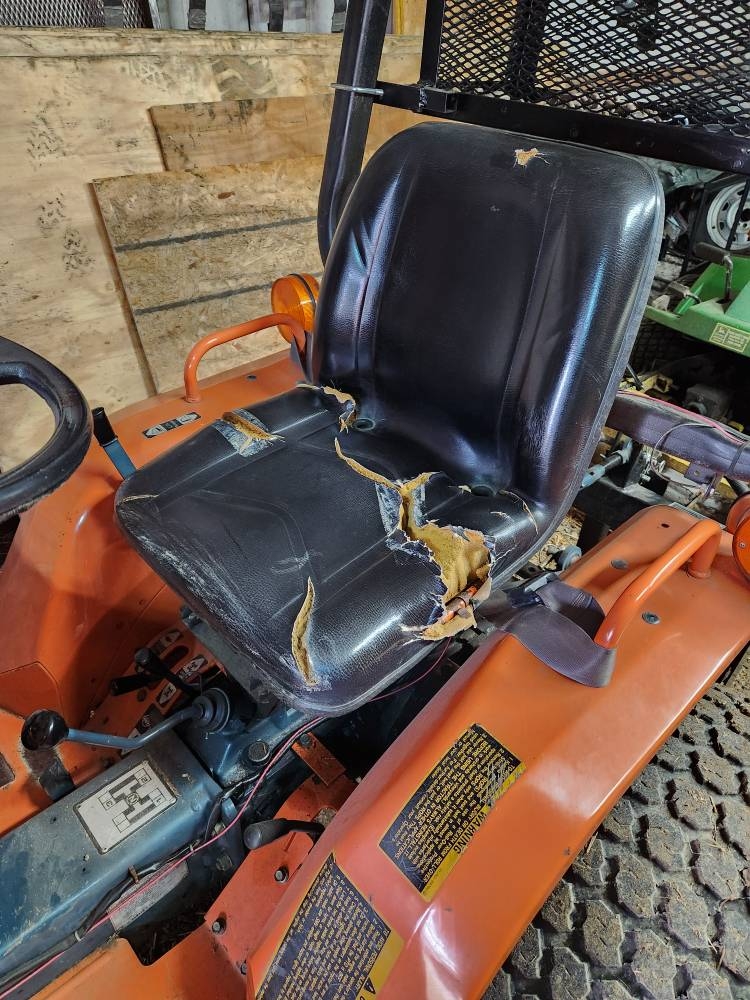 Kubota seat