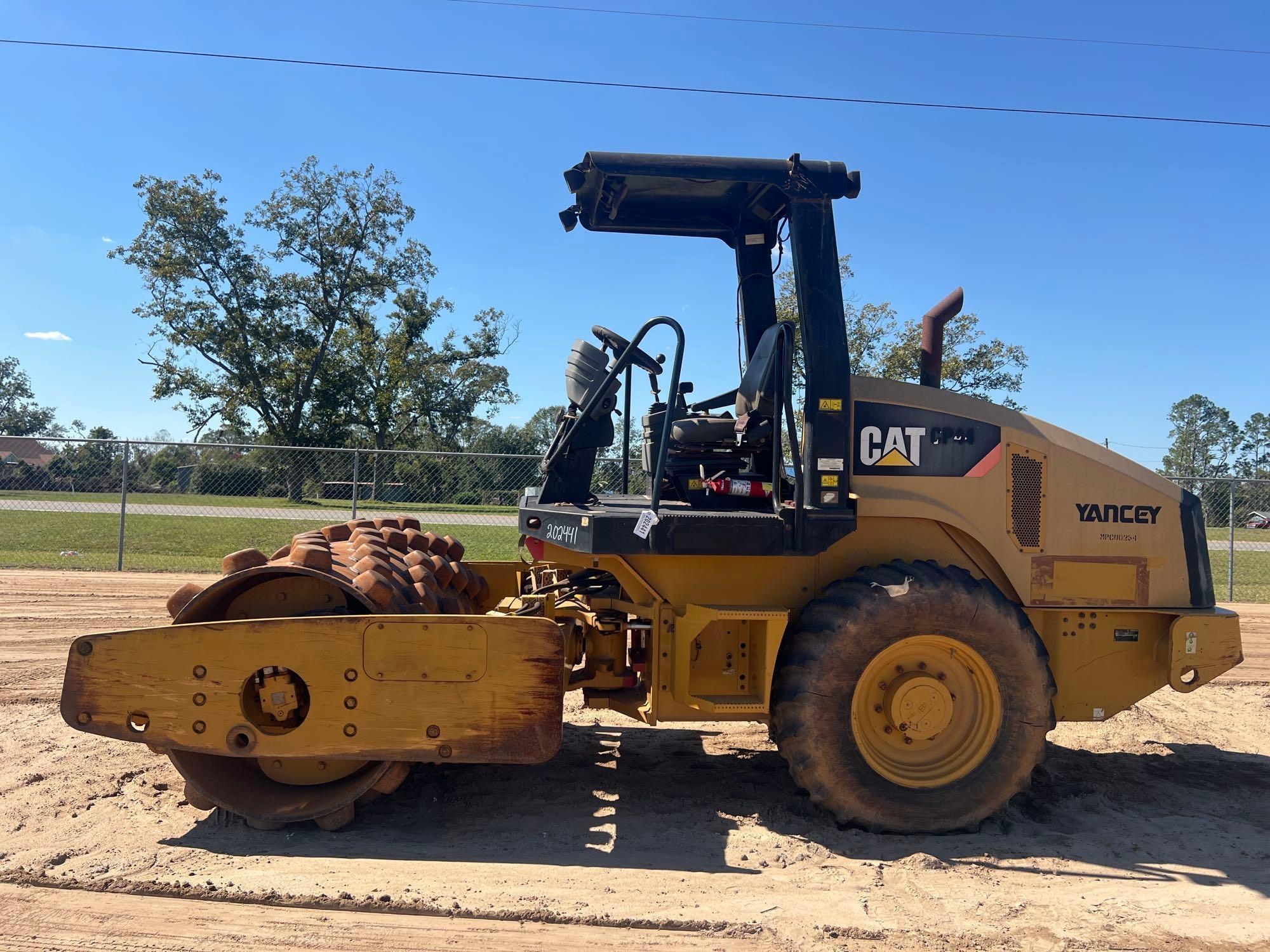 CATERPILLAR CP44 PADFOOT ROLLER (A52707)