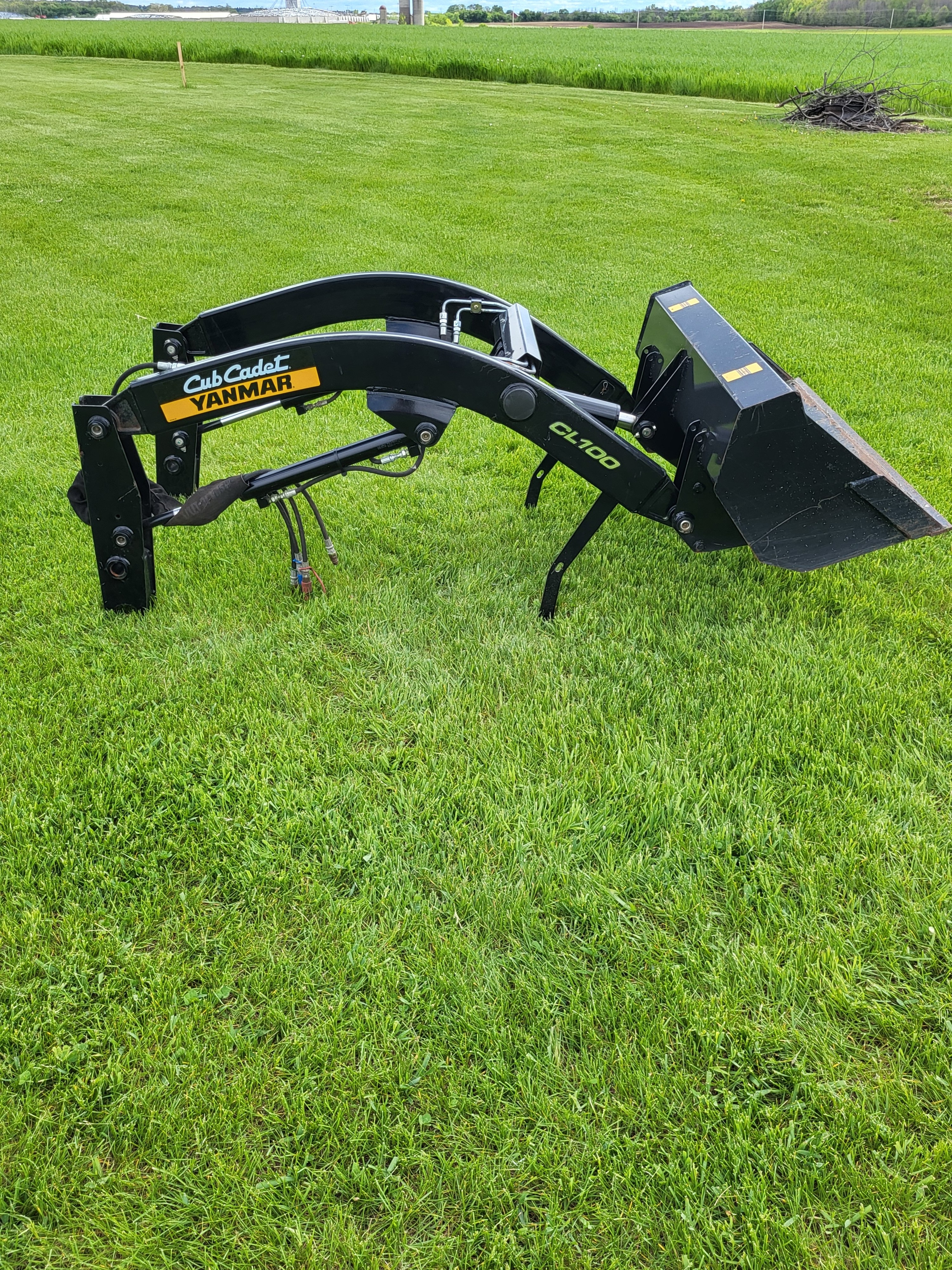Front loader and blade for Yanmar