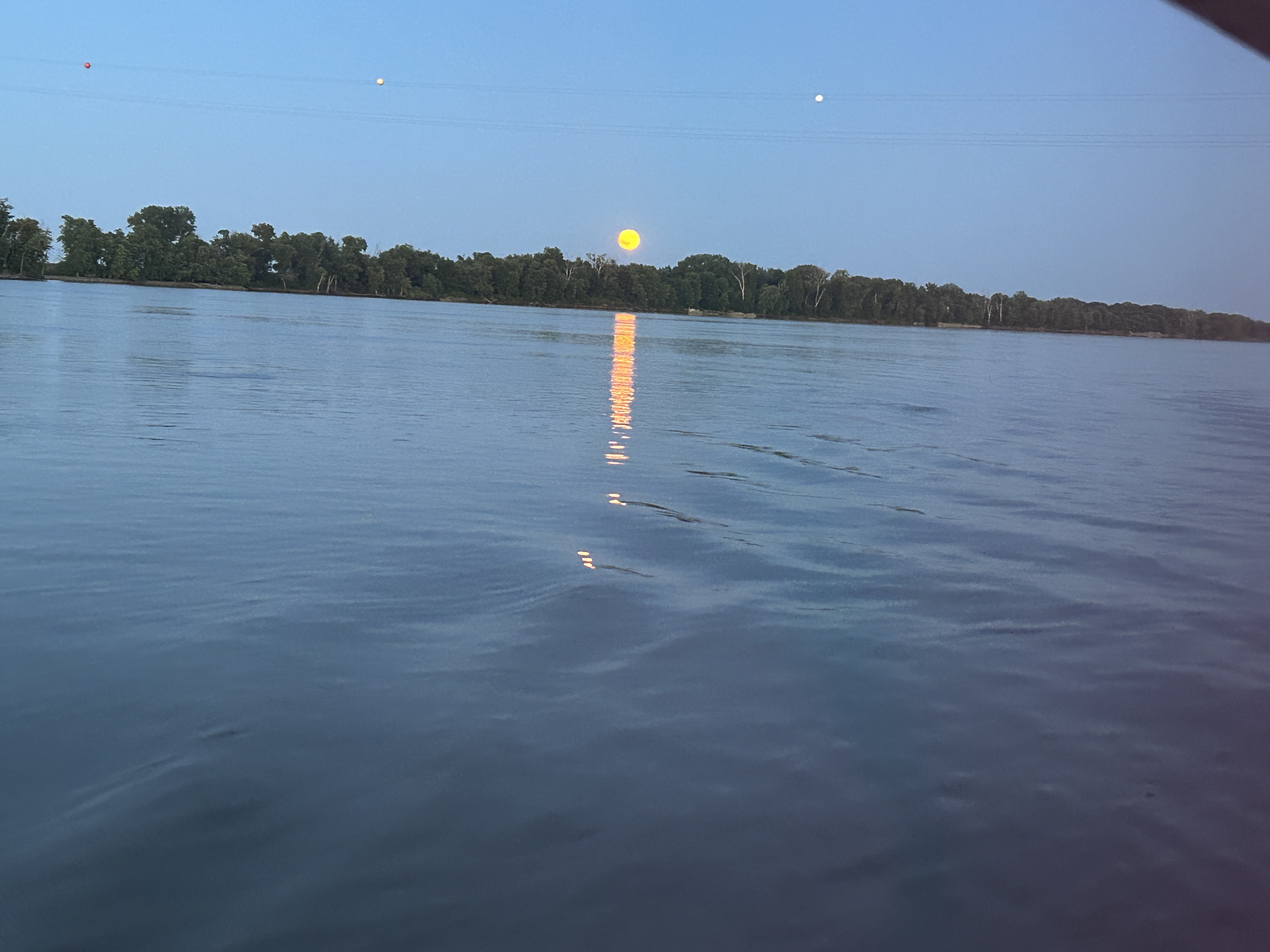 20250907_194345__vac_MO_Hannibal_River.JPG