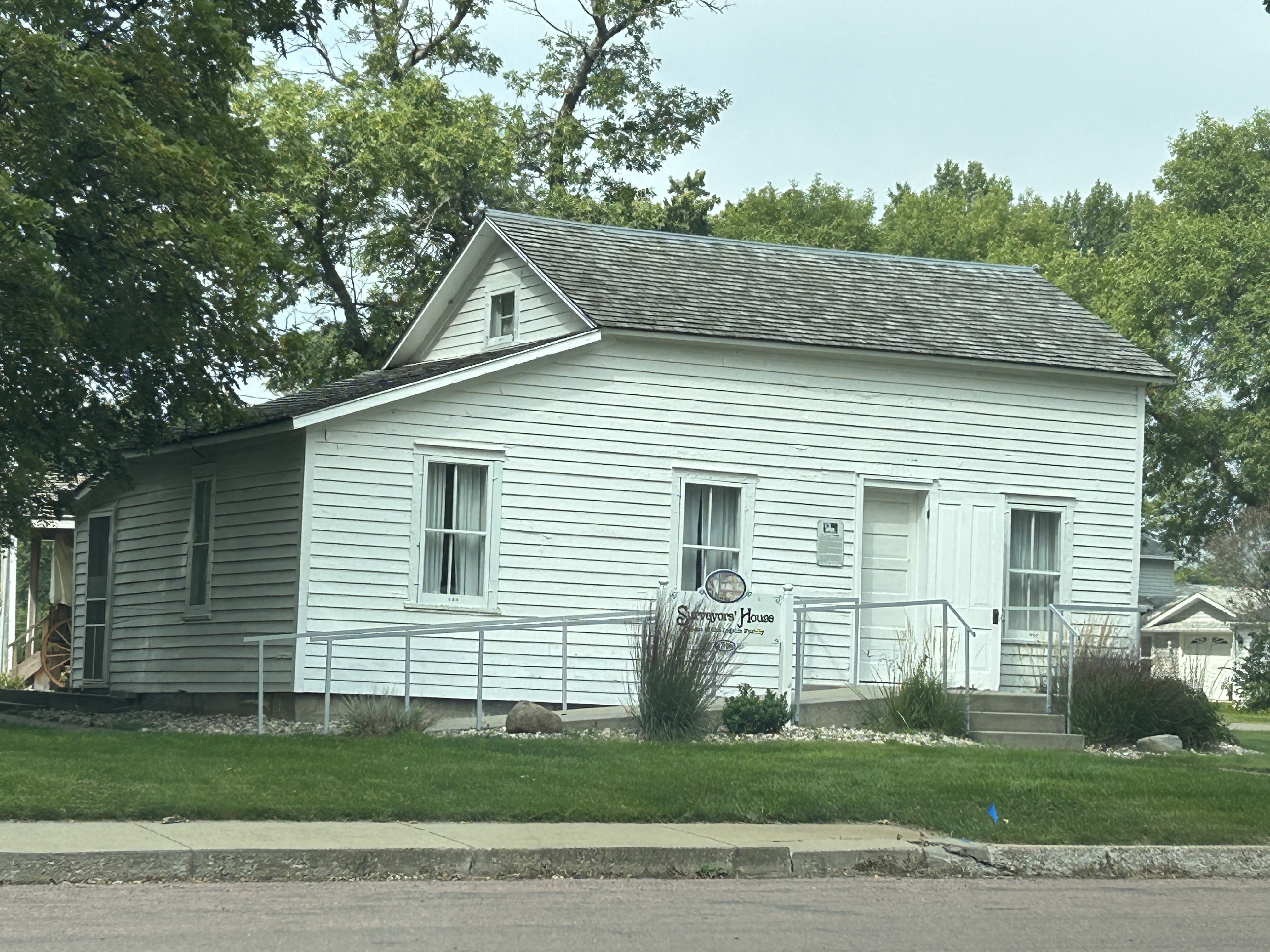 20250909_120142__vac_SD_DeSmet_LuaraWilderHouse.JPG
