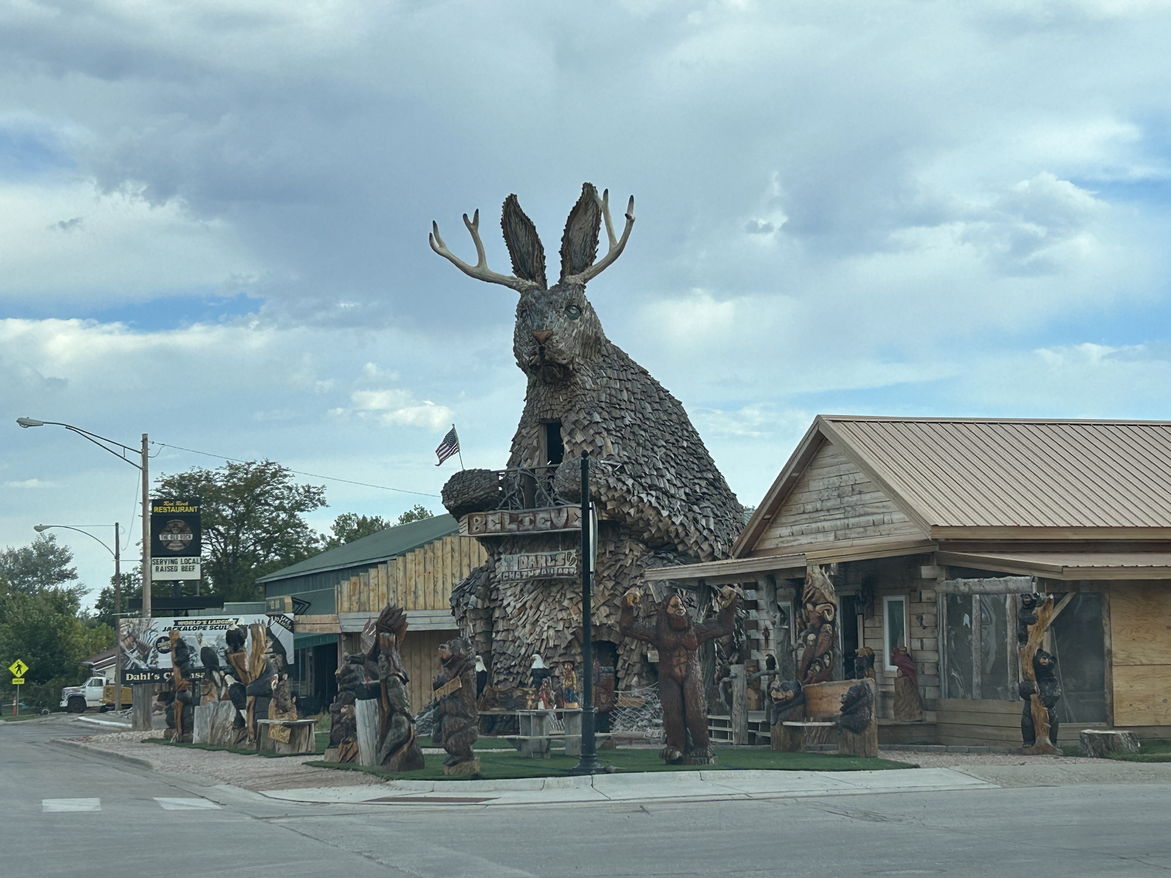 20250911_085717__vac_SD_WallDrug.JPG