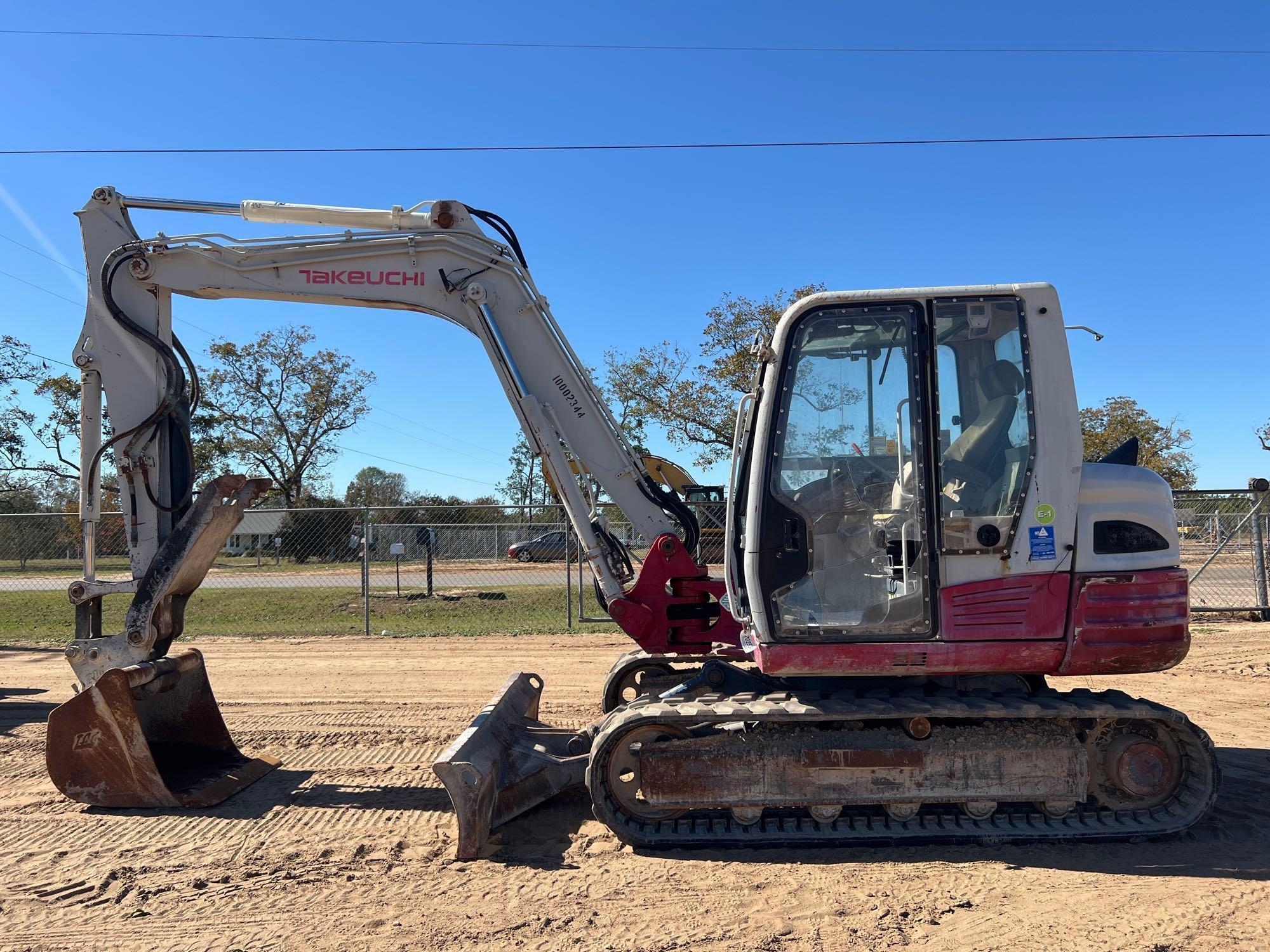 TAKEUCHI TB285 EXCAVATOR (A52707)