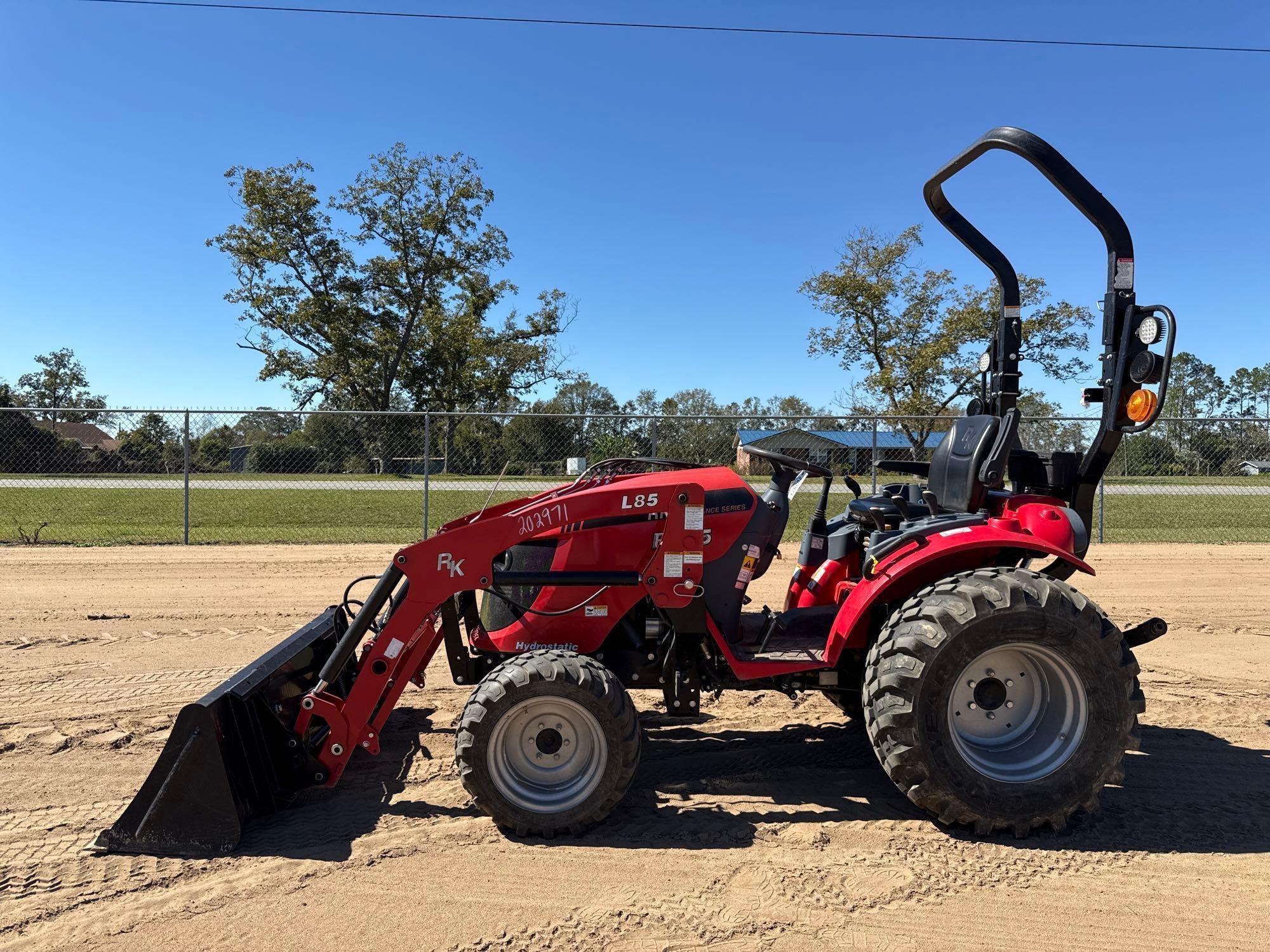 RURAL KING RK25H TRACTOR (A57192)