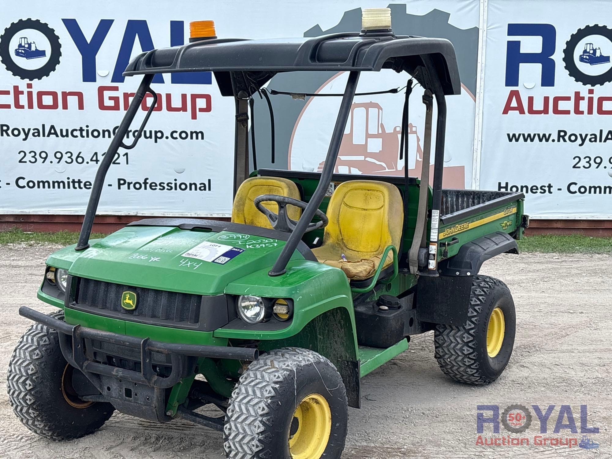 2006 John 4 x 4 cart (A50324)