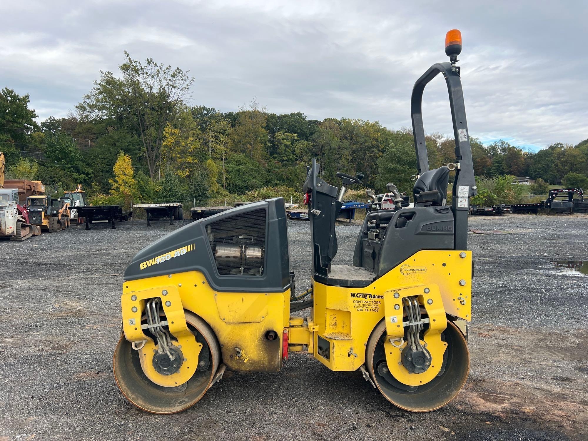2019 BOMAG BW120AD-5 SMOOTH DBL DRUM ROLLER (A52707)