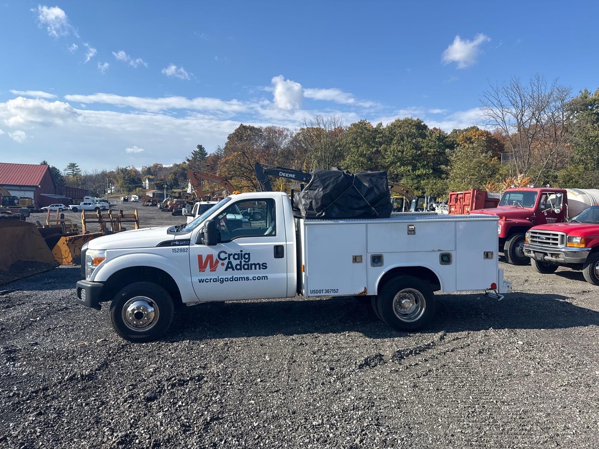 FORD F350 SERVICE TRUCK (A52707)