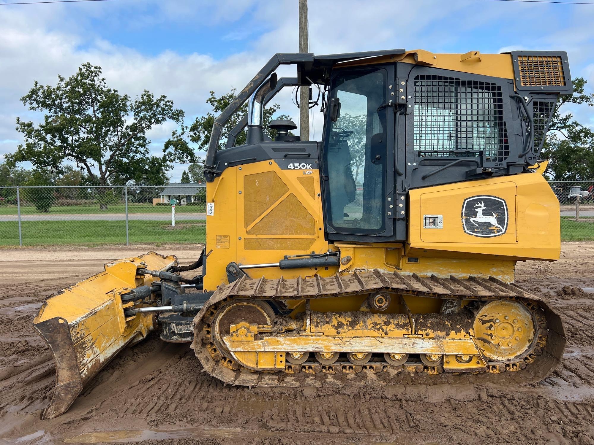 2022 JOHN DEERE 450K LGP CRAWLER DOZER (A51242)