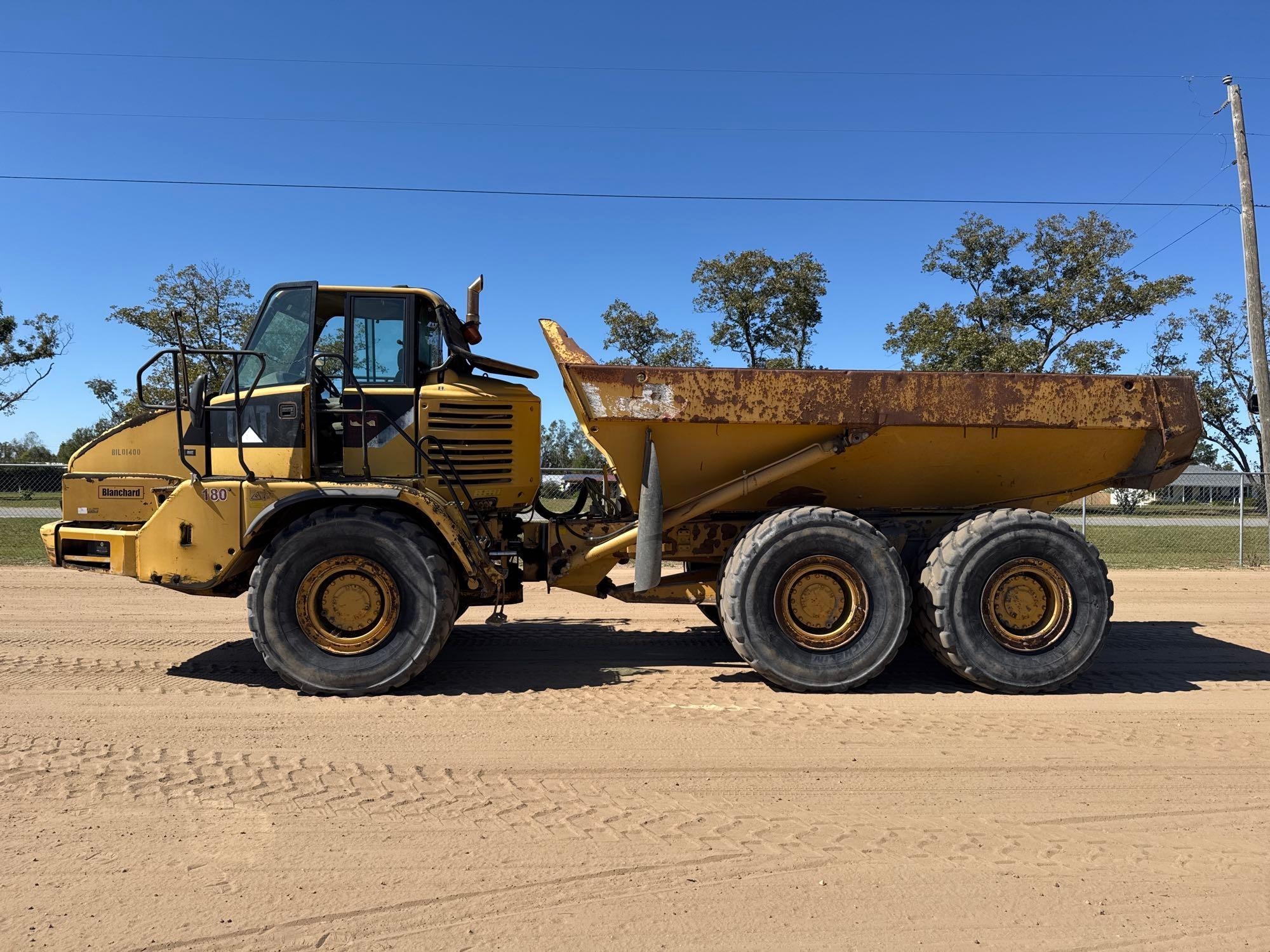 2007 CATERPILLAR 725 OFF ROAD DUMP TRUCK (A52709)