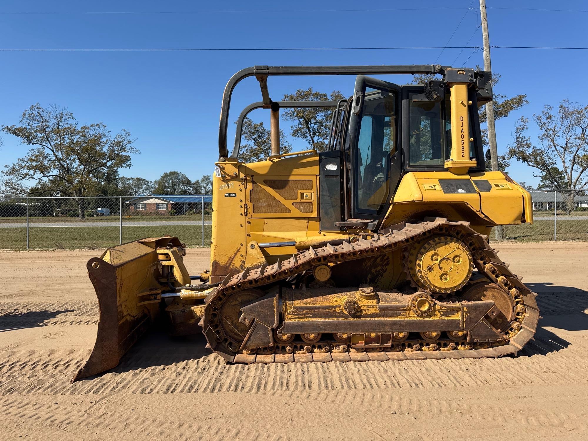 CATERPILLAR D6N HIGH TRACK CRAWLER DOZER (A52707)