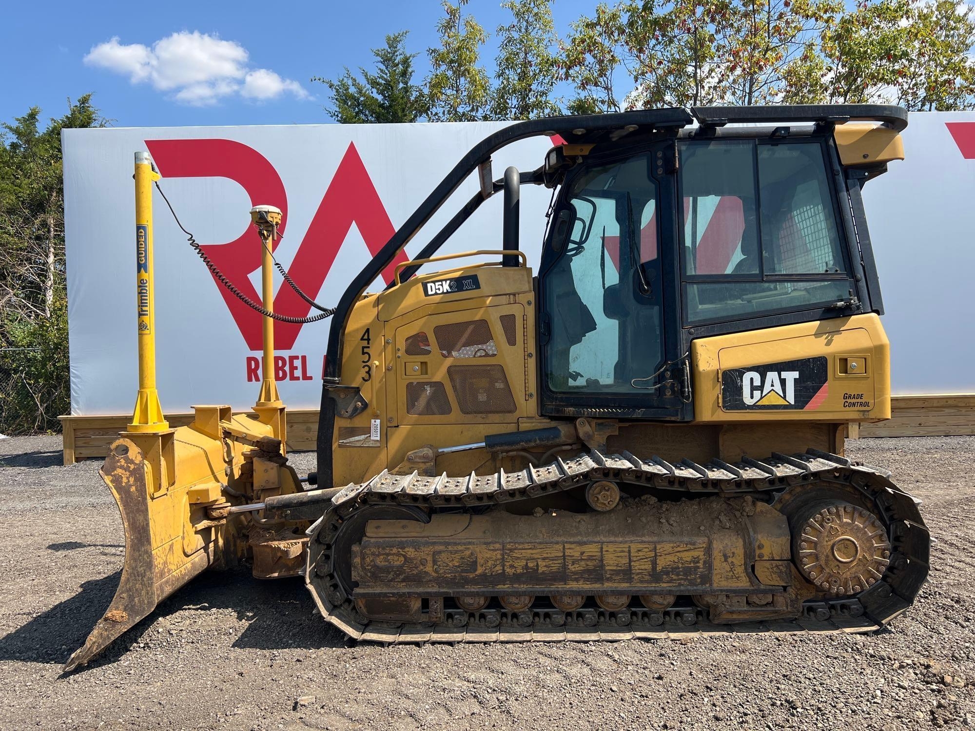 CATERPILLAR D5K2 XL CRAWLER DOZER (A52706)