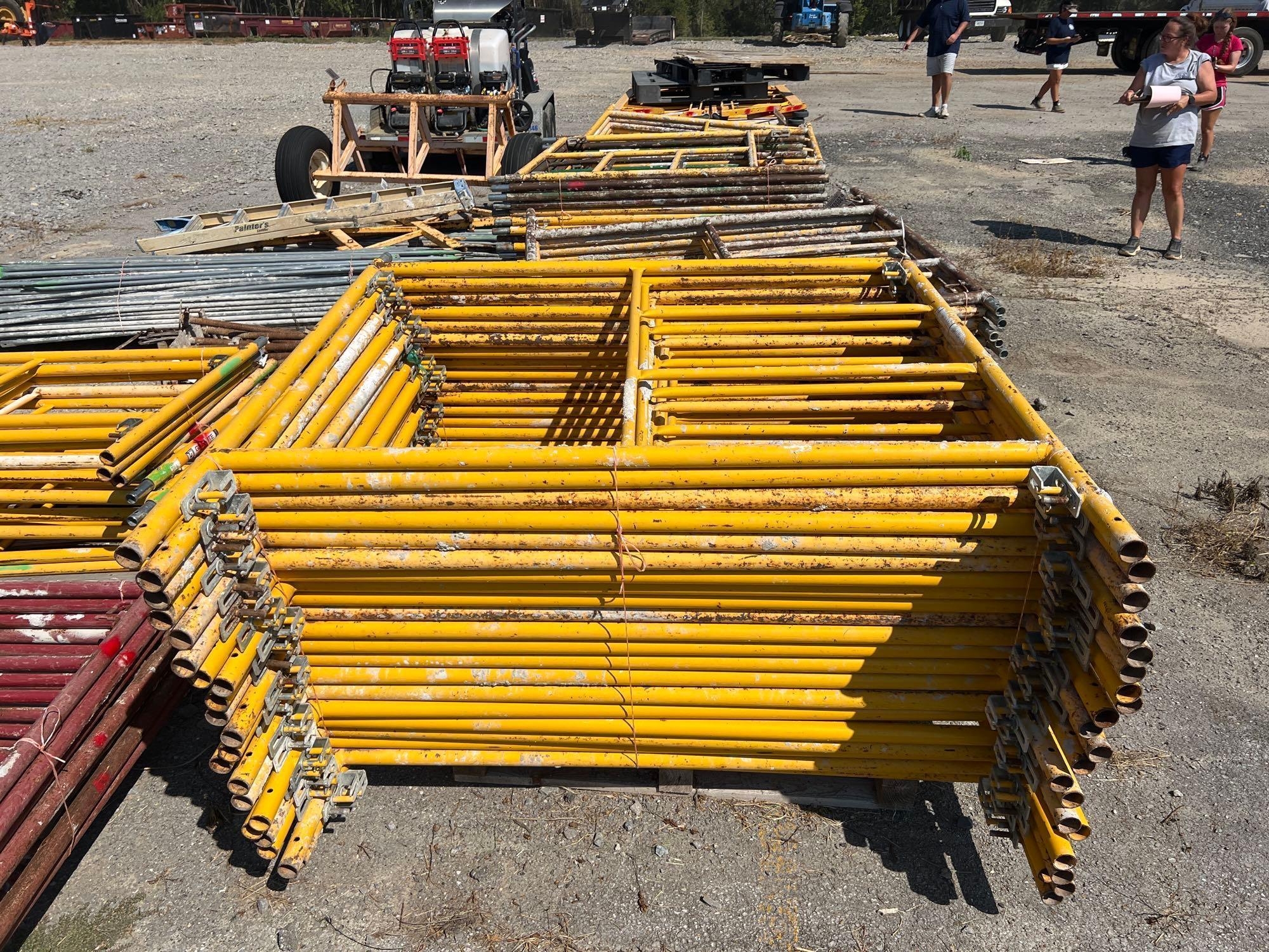 PALLET OF SCAFFOLDING (APPROX. 21 PC) (A52706)