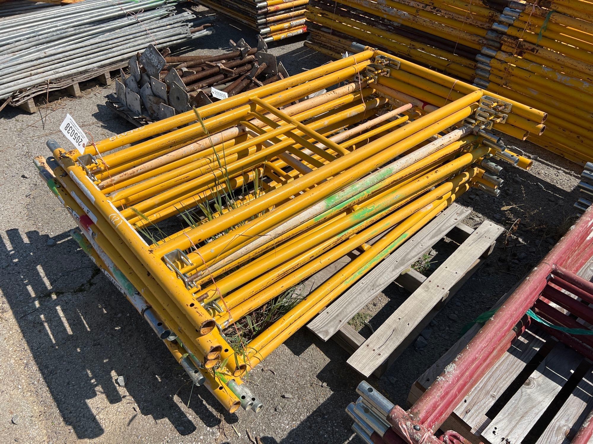 PALLET OF SCAFFOLDING (APPROX. 12 PC) (A52706)
