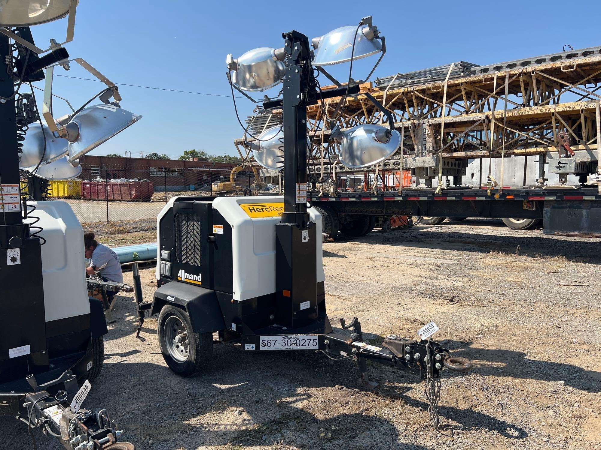 2019 ALLMAND NIGHT-LIFE V SERIES LIGHT PLANT (A52706)