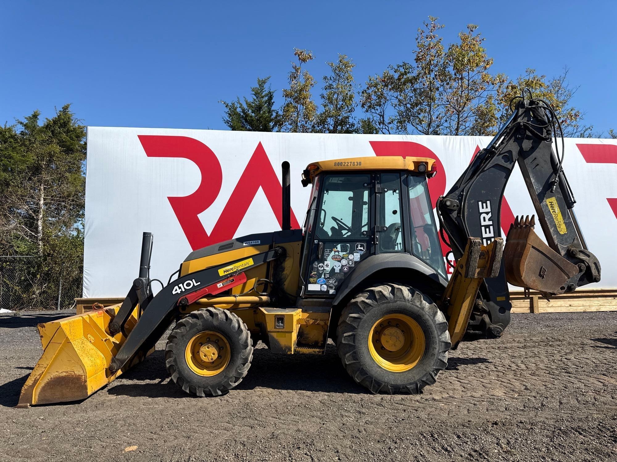 JOHN DEERE 410L LOADER BACKHOE (A52706)