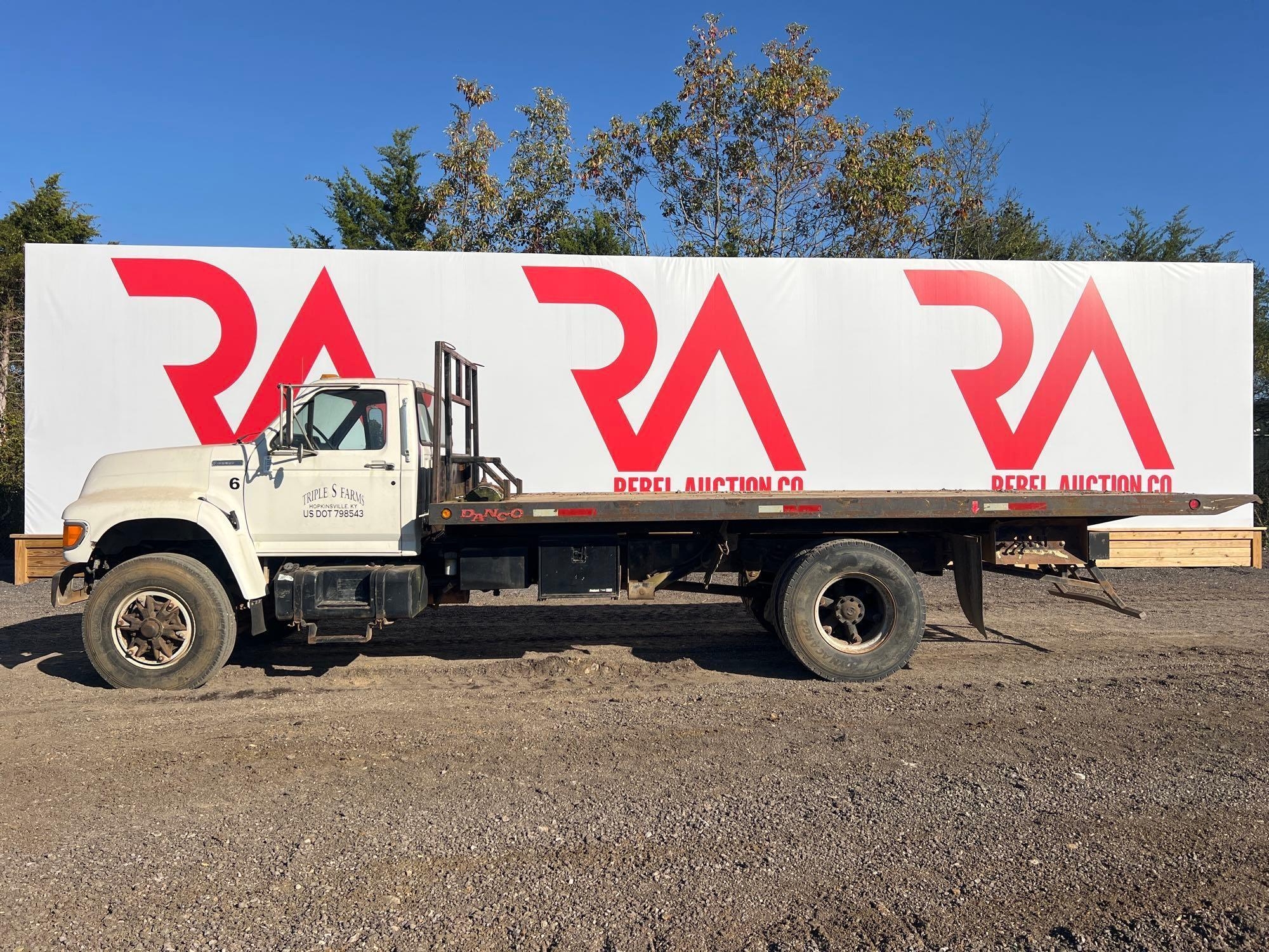 FORD ROLLBACK TRUCK (A52706)