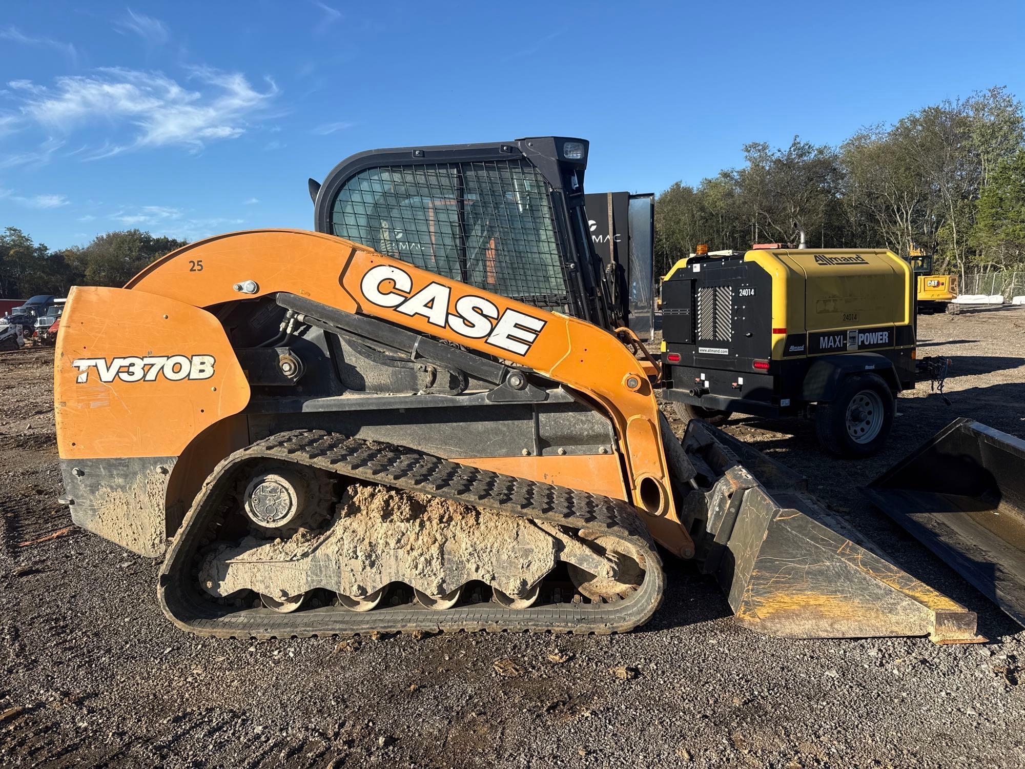 CASE TV370B SKID STEER (A52706)