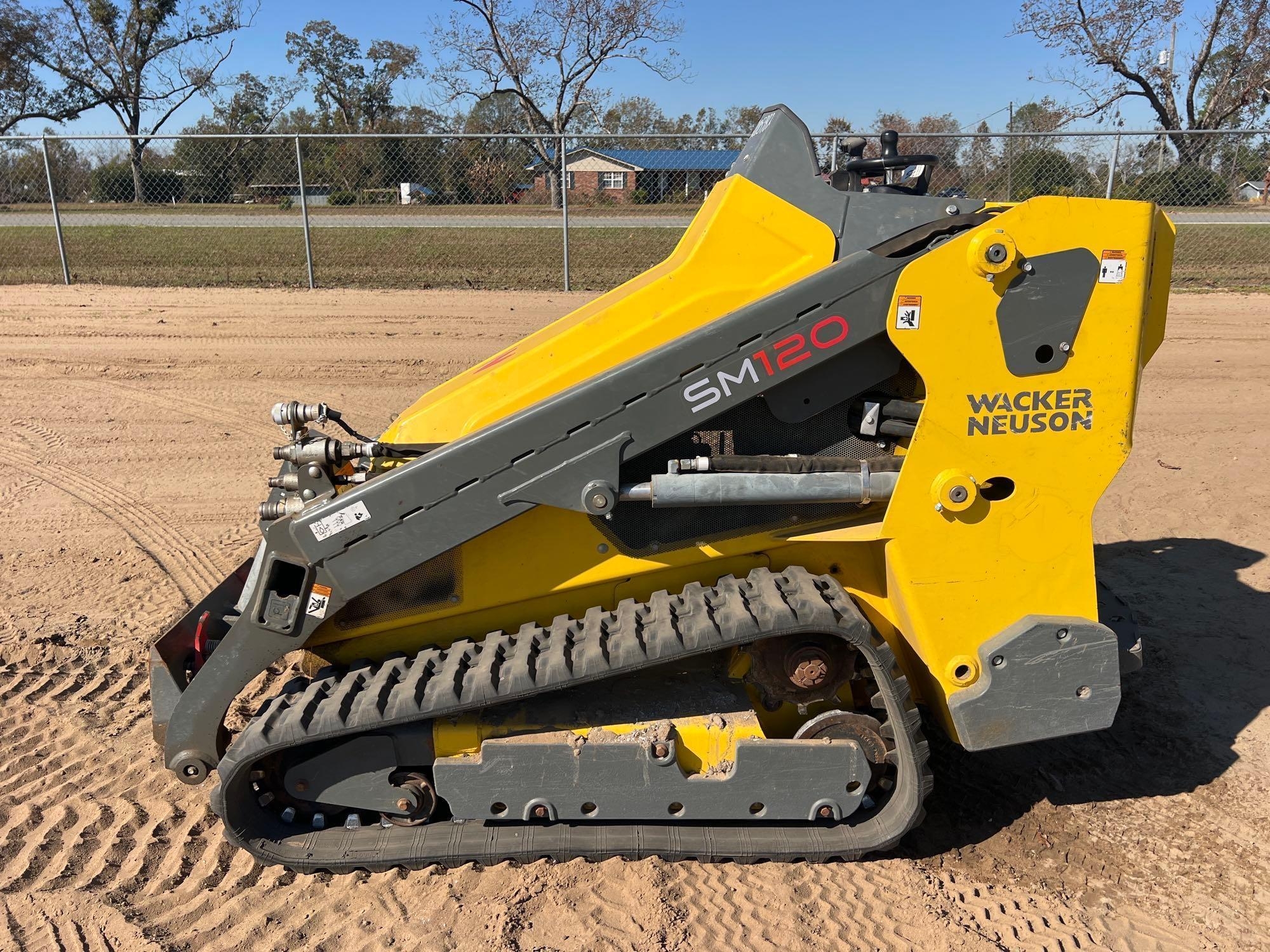 WACKER NEUSON SM120 STAND ON SKID STEER (A52709)