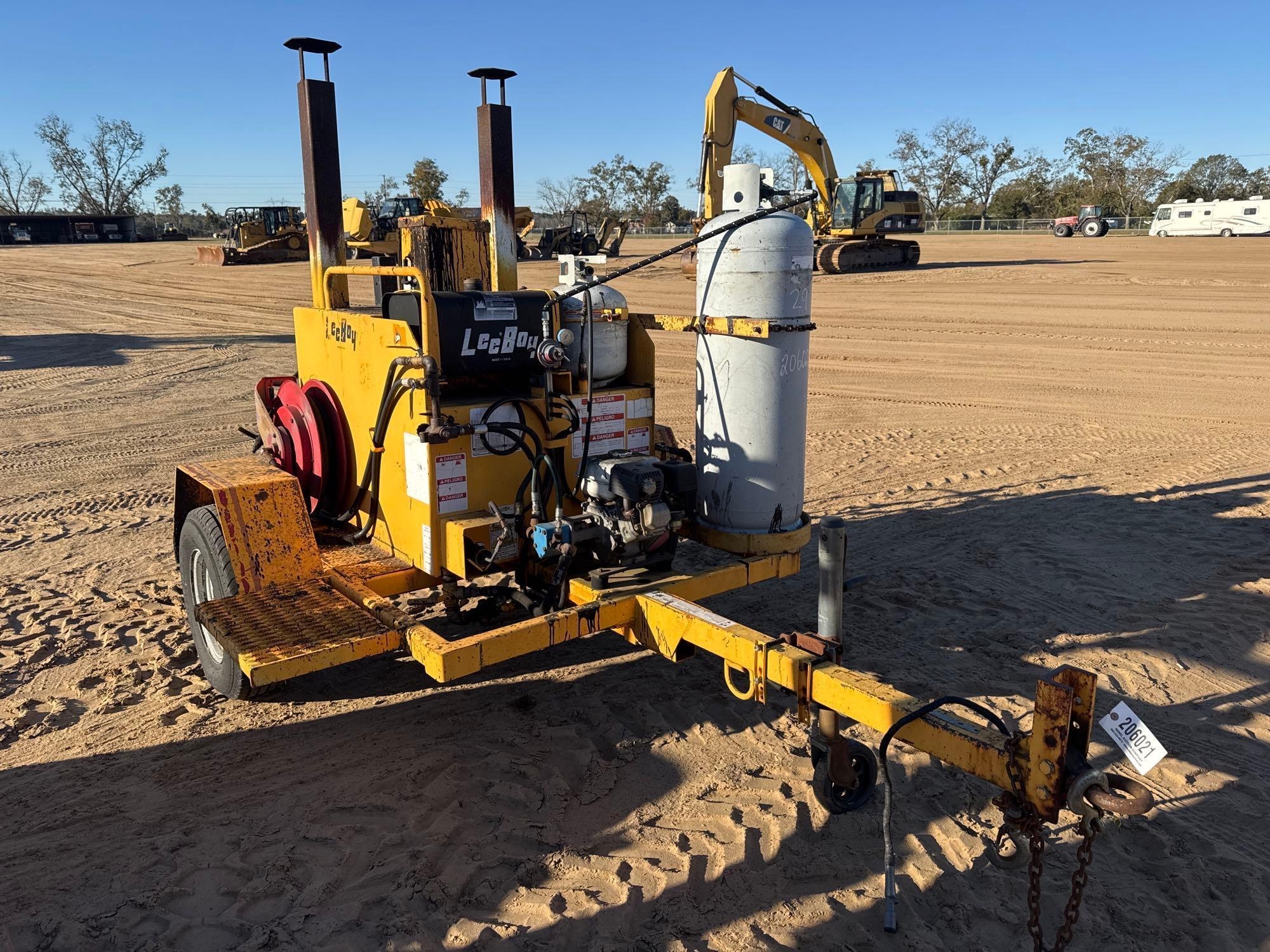 2003 LEEBOY L150 ASPHALT DISTRIBUTOR TRAILER (A52709)