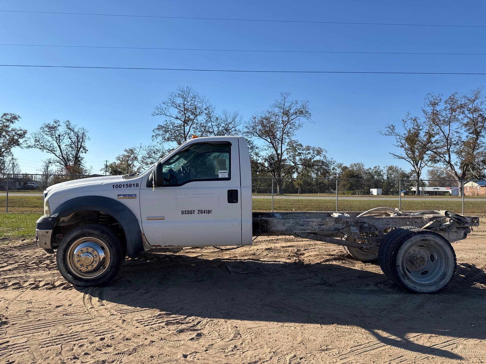 2007 FORD F-550 XL SUPER DUTY CHASSIS TRUCK (A58375)