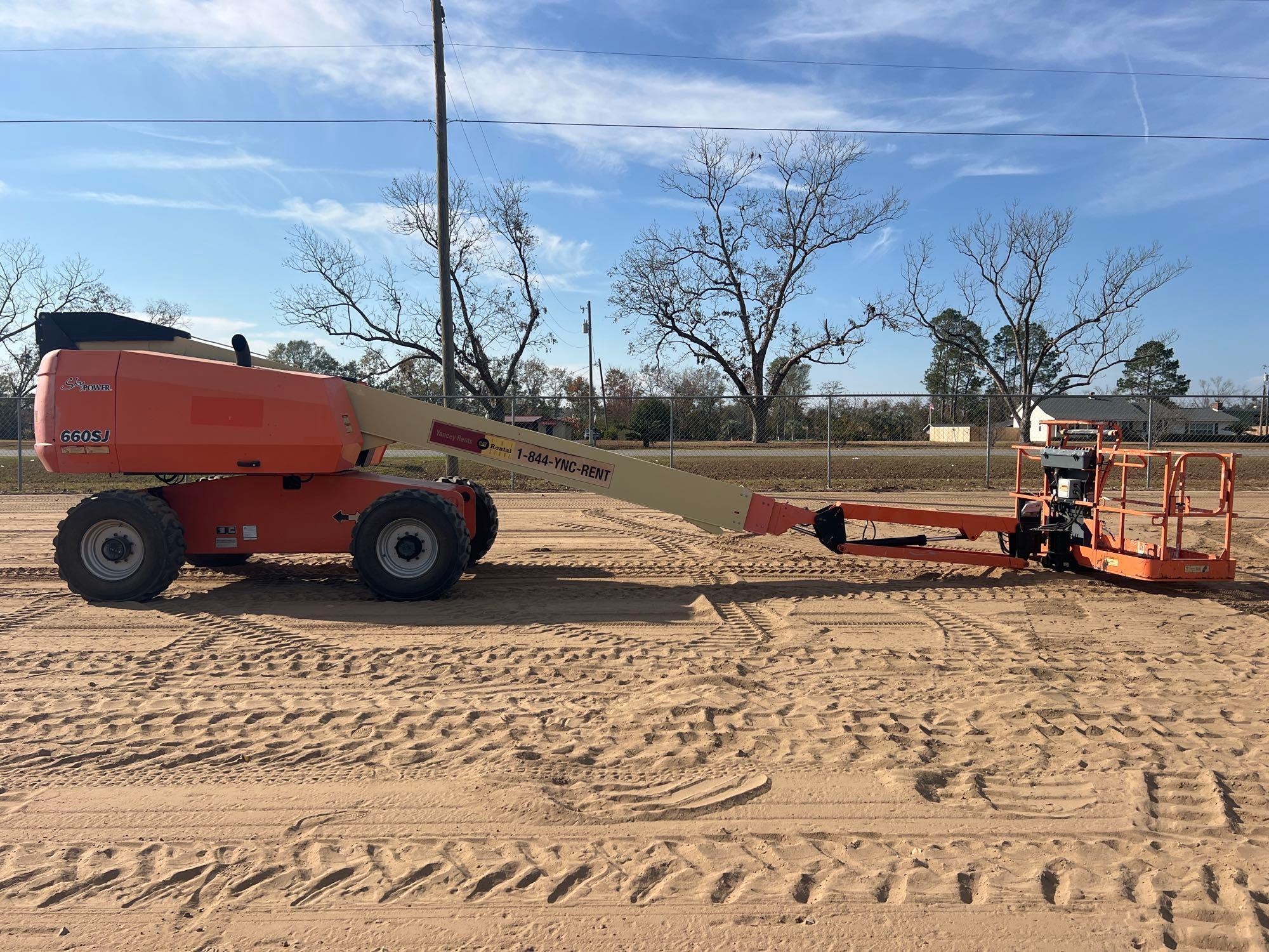 2007 JLG 660SJ TELESCOPIC BOOM LIFT (A52709)