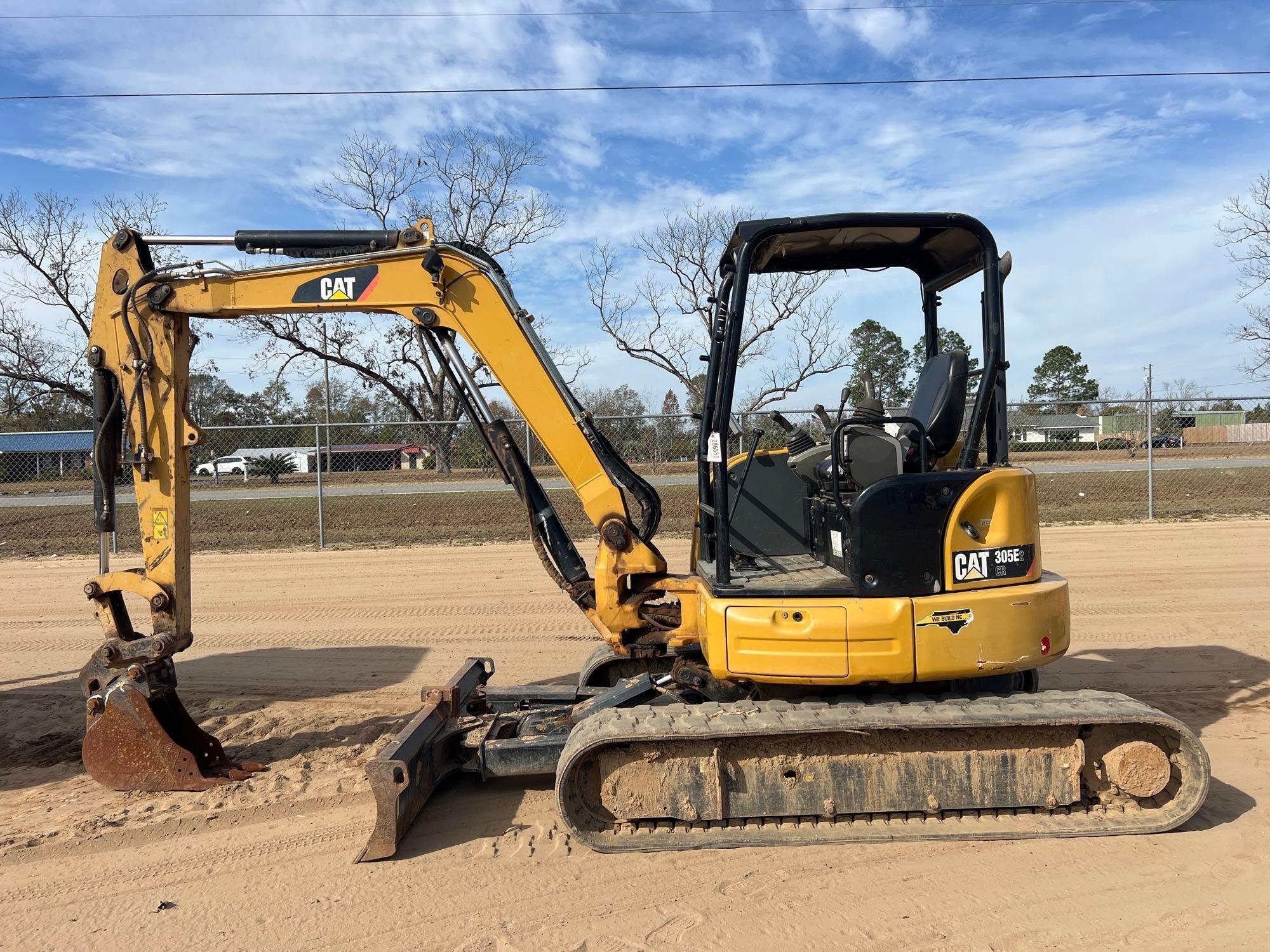 2019 CATERPILLAR 305E2 CR EXCAVATOR (A52709)