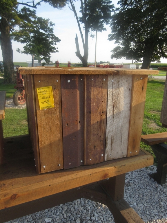 Barn Wood Planter Box (A50515)