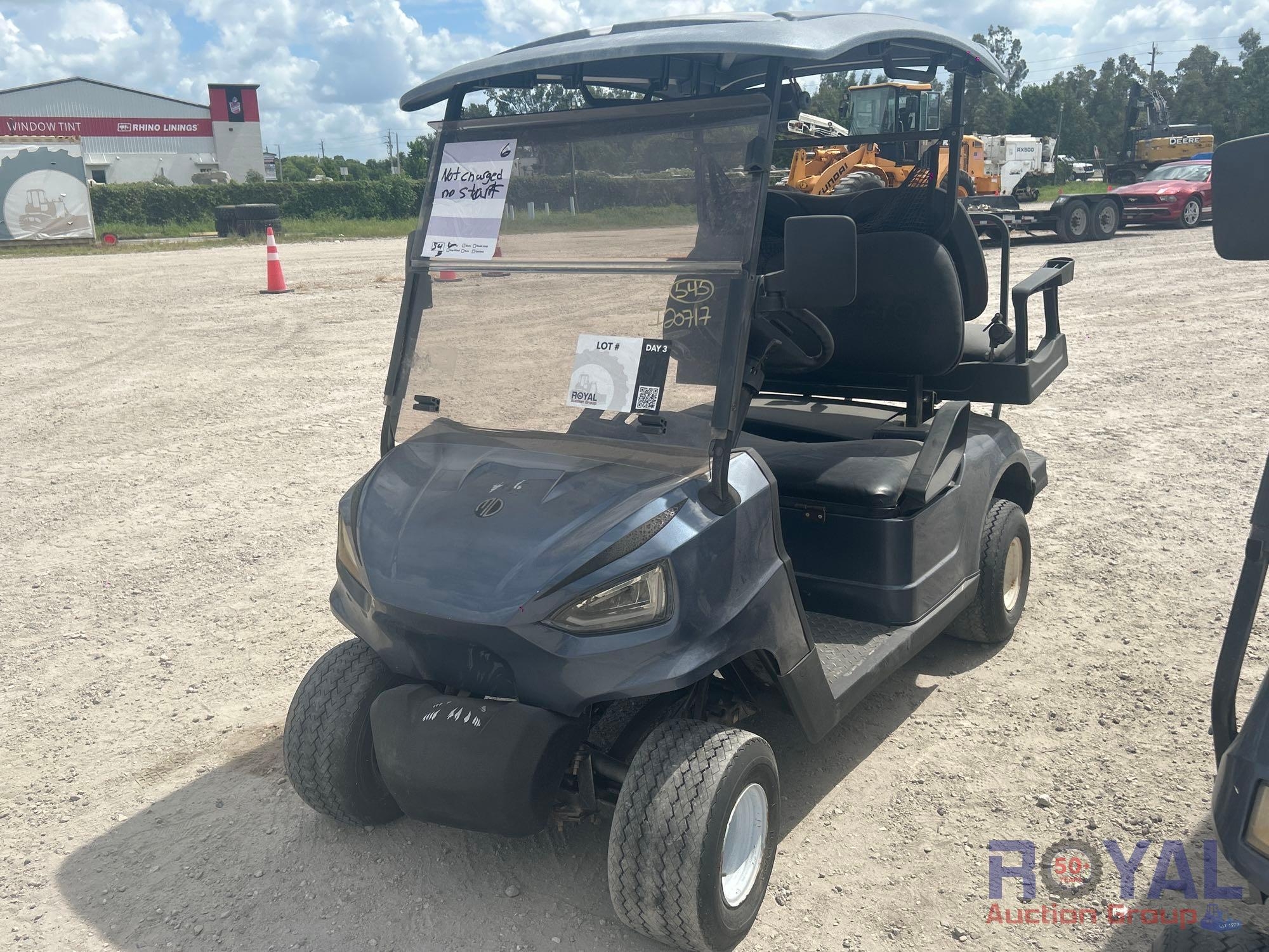 MD ELECTRIC GOLF CART WITH BATTERY CHARGER (A55758)