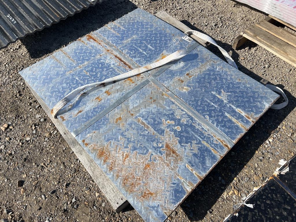 UNUSED Galvanized Steel Diamond Plate Sheet Metal (A53117)