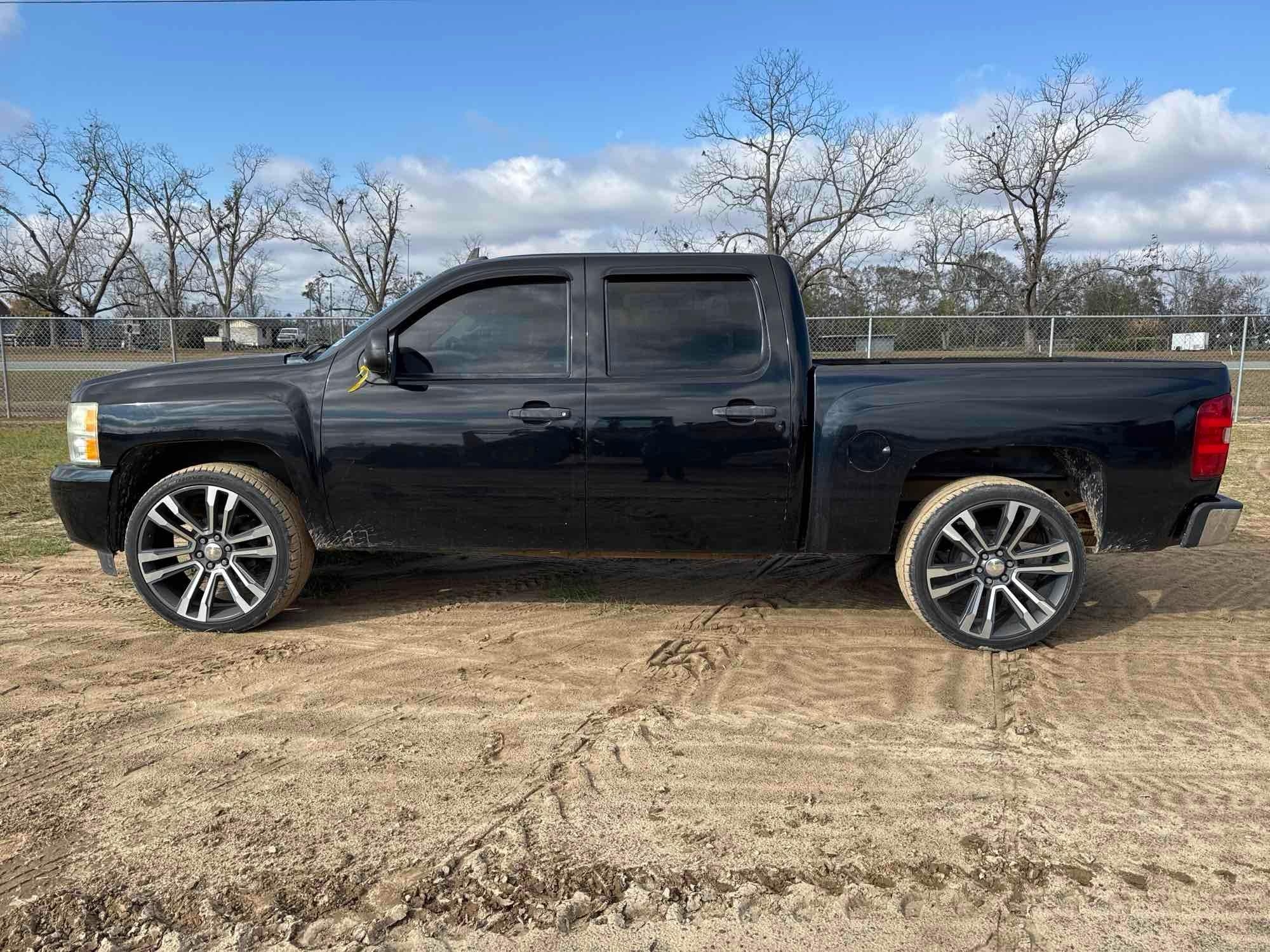 2008 CHEVROLET SILVERADO 1500 CREW CAB TRUCK (A58375)