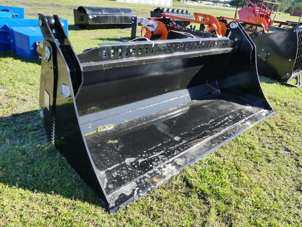 Giyi 72" 4-N-1 Bucket (A57149)