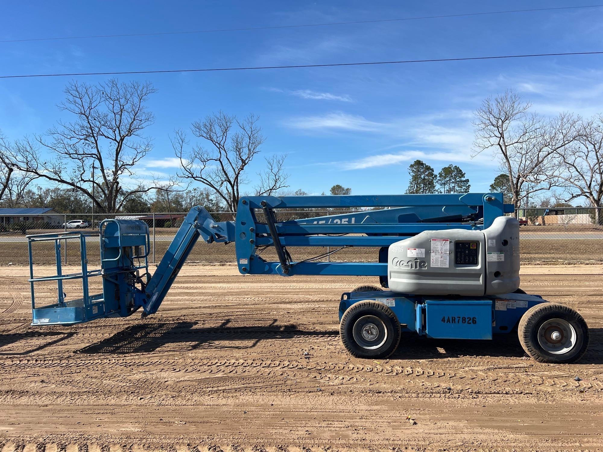 2011 GENIE Z-45/25J ELECTRIC BOOM LIFT (A60429)
