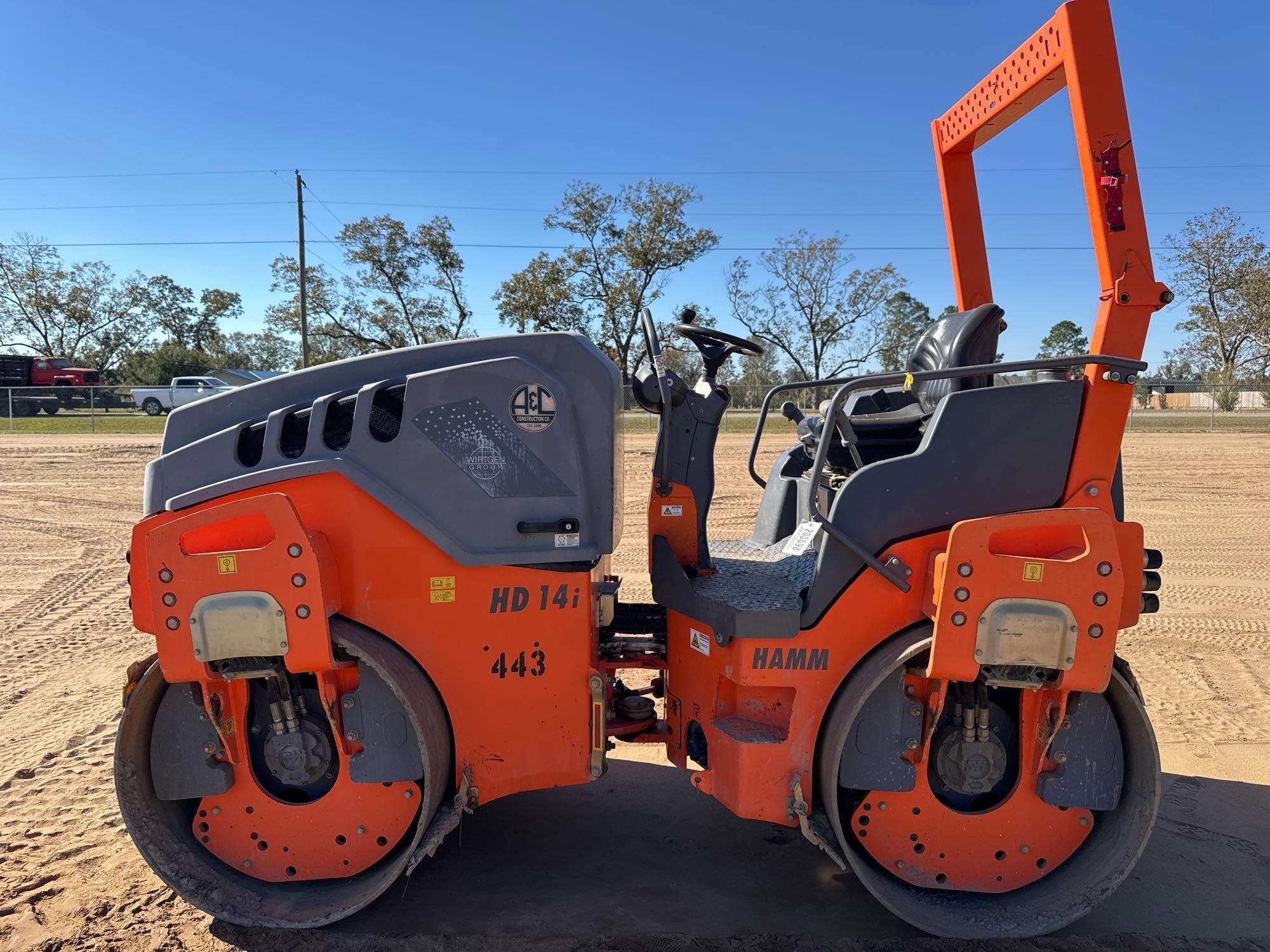 HAMM HD14i SMOOTH DBL DRUM ROLLER (A52707)