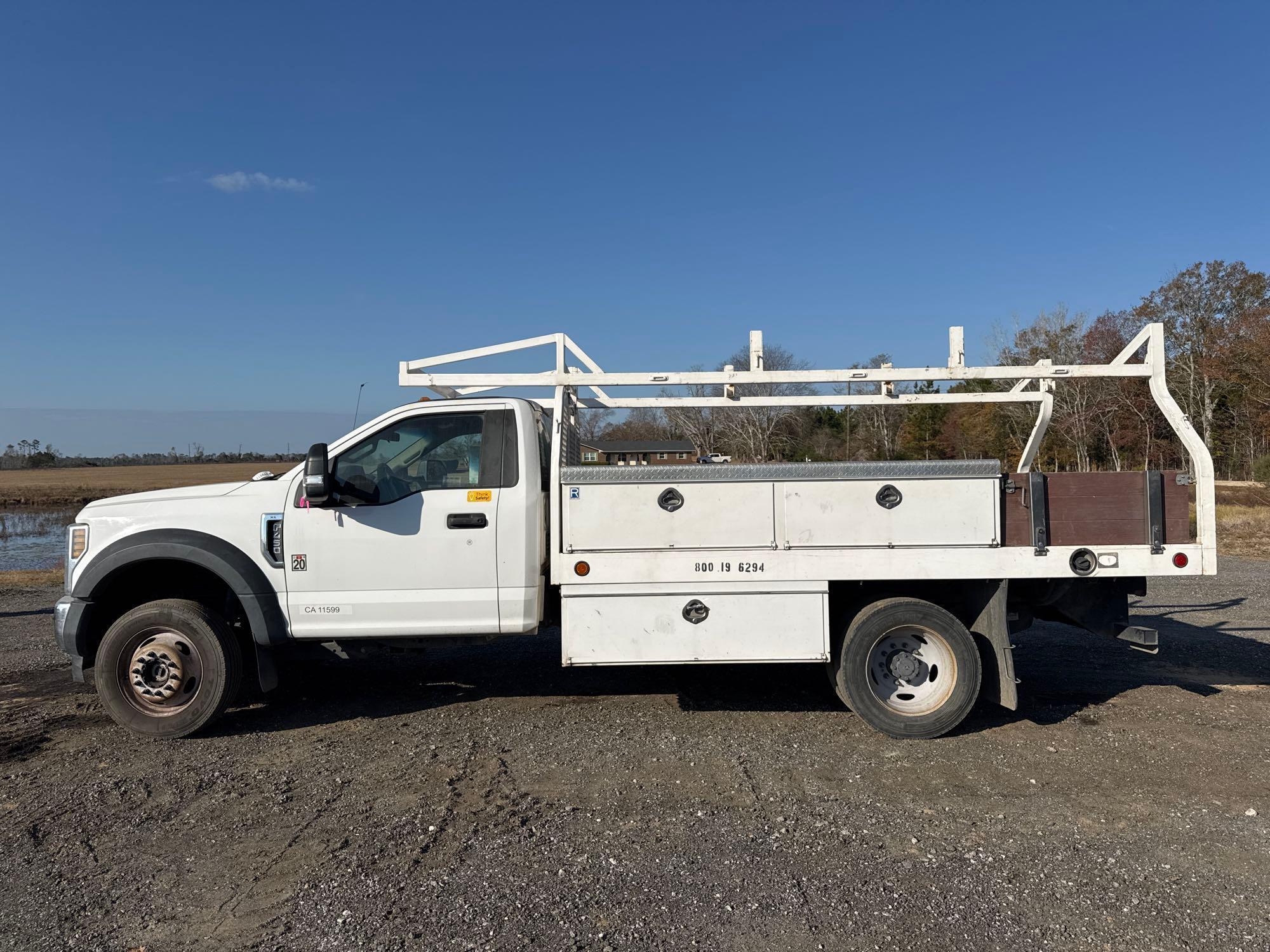 2018 FORD F-450 XL SINGLE CAB FLATBED SERVICE TRK (A59823)