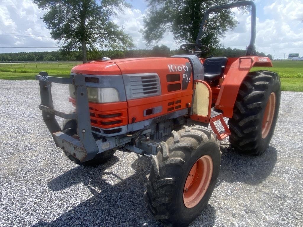 Kioti DK45 Tractor (A50860)