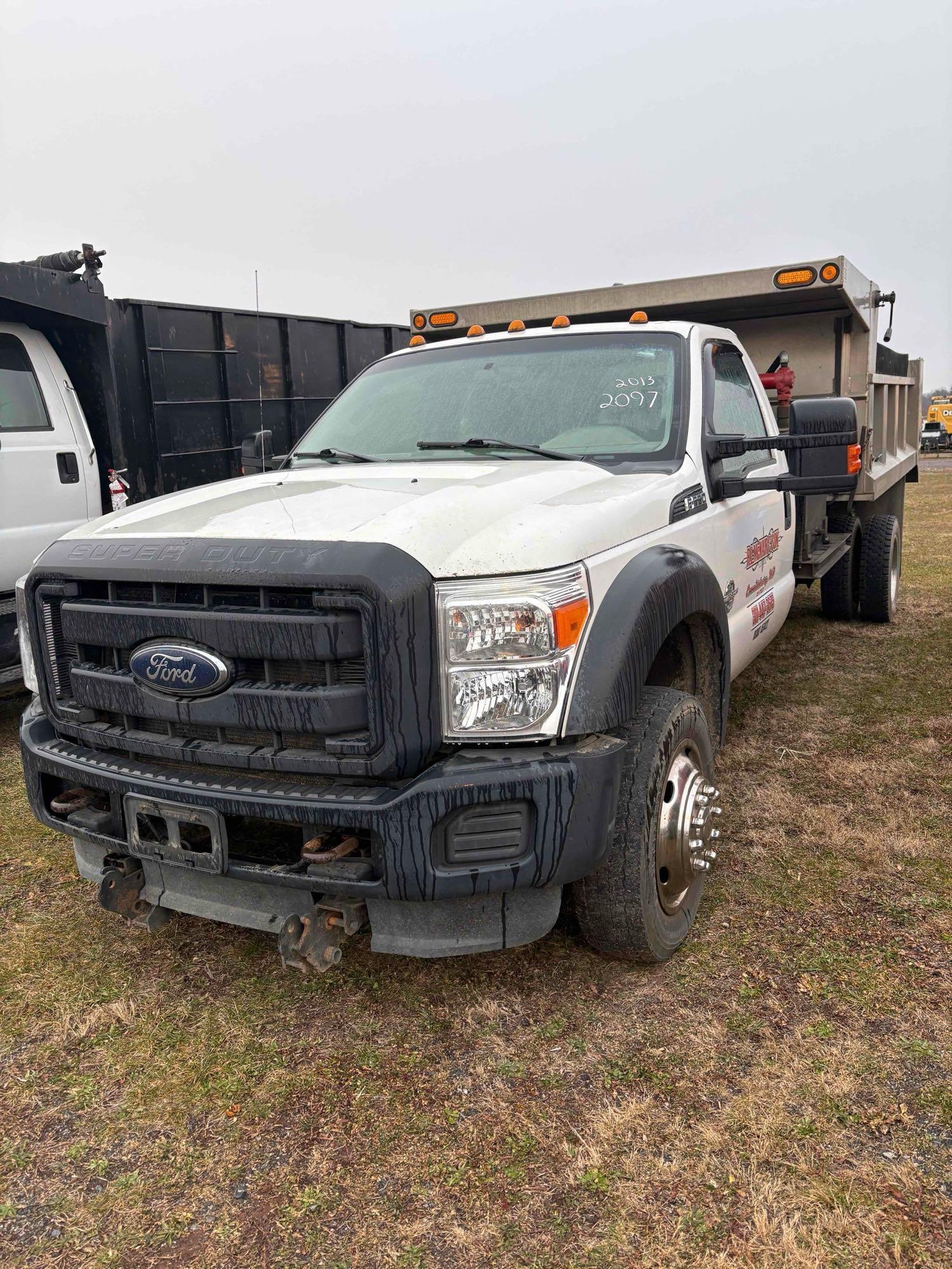 Ford F550 Dump Truck w/ Plow (A55272)