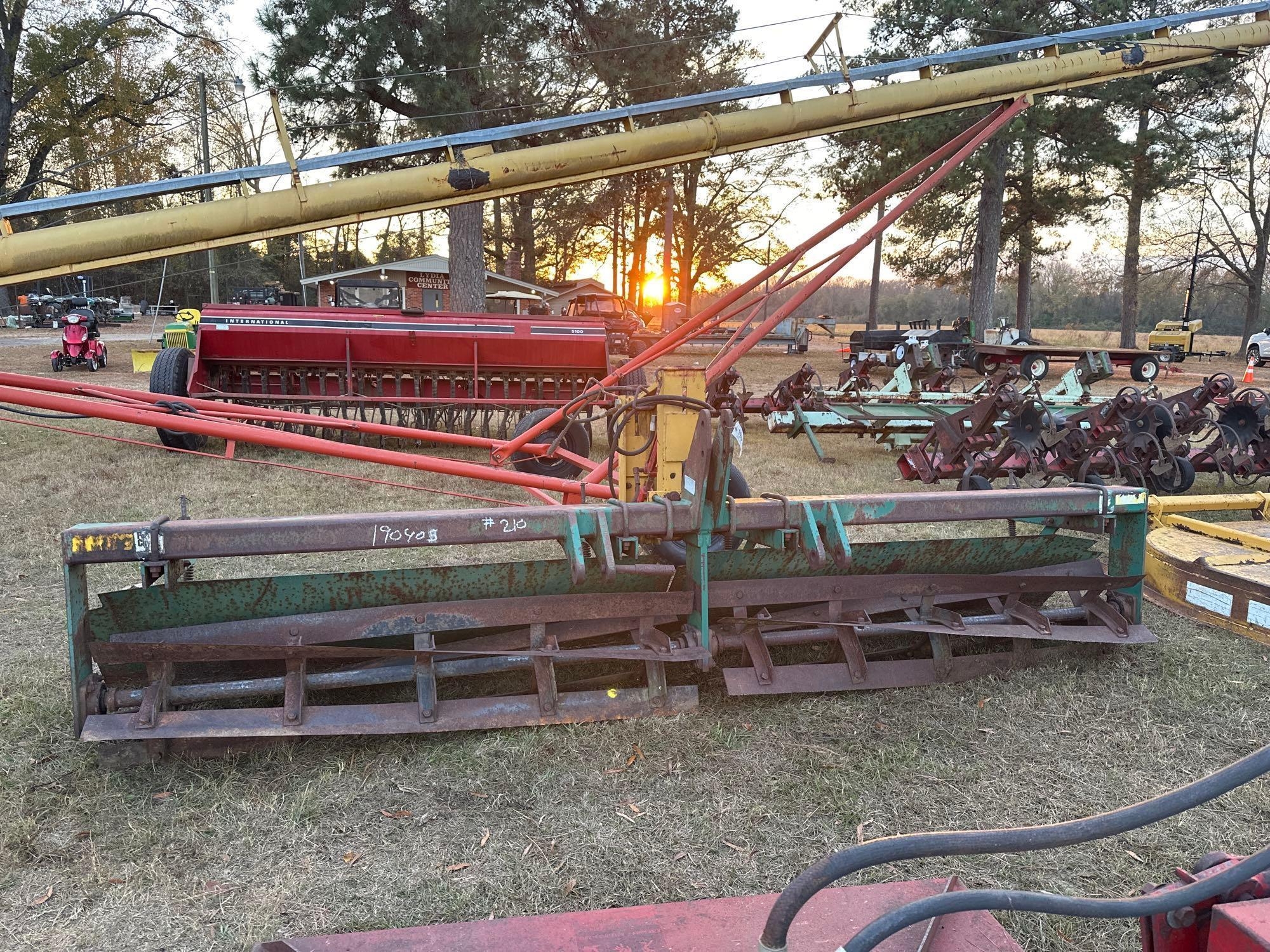 FOREST CITY 13' CHOPPER (A52708)