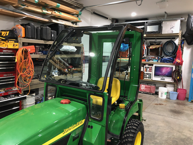 210 Cab Assembly - Windshield.png