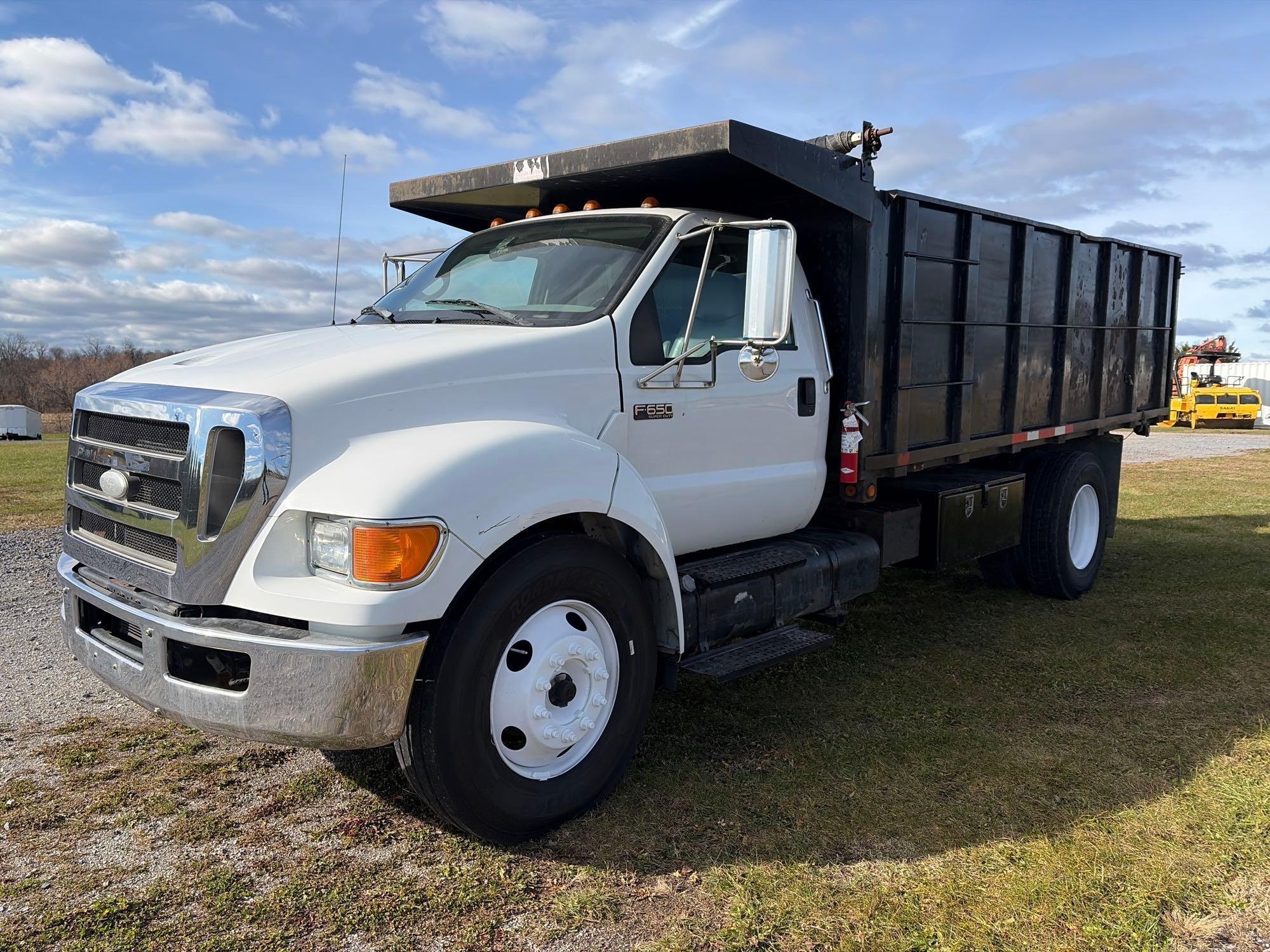 2008 Ford F650 XL Landscape Dump (A55272)