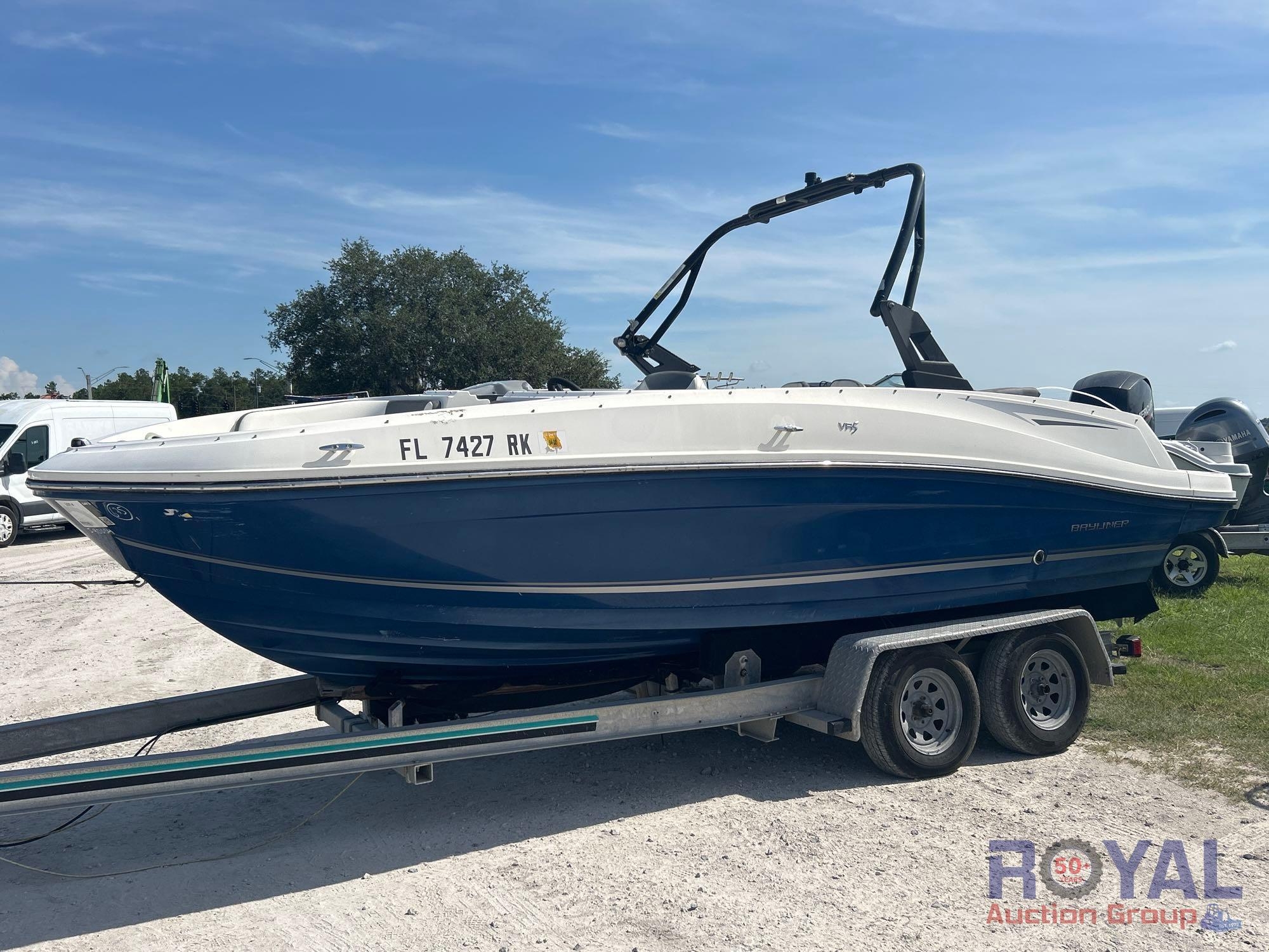 2017 Bayliner VR5 21ft Bowrider Boat with 29ft T/A Boat Trailer (A51694)