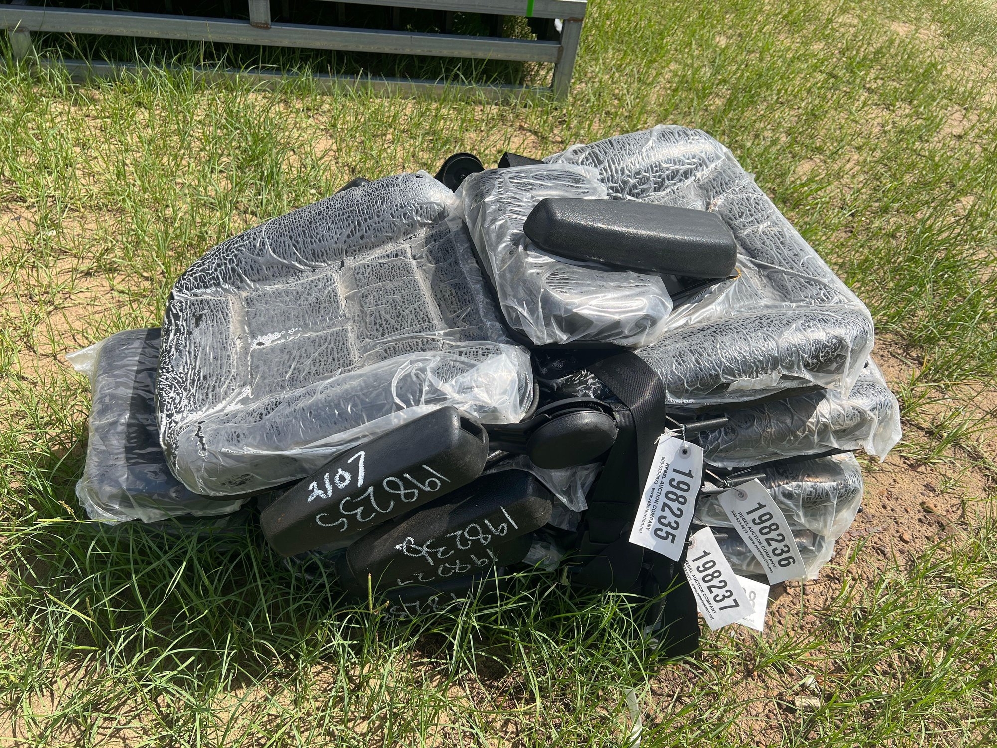 UNUSED FUTURE EQUIPMENT SEAT (A51244)