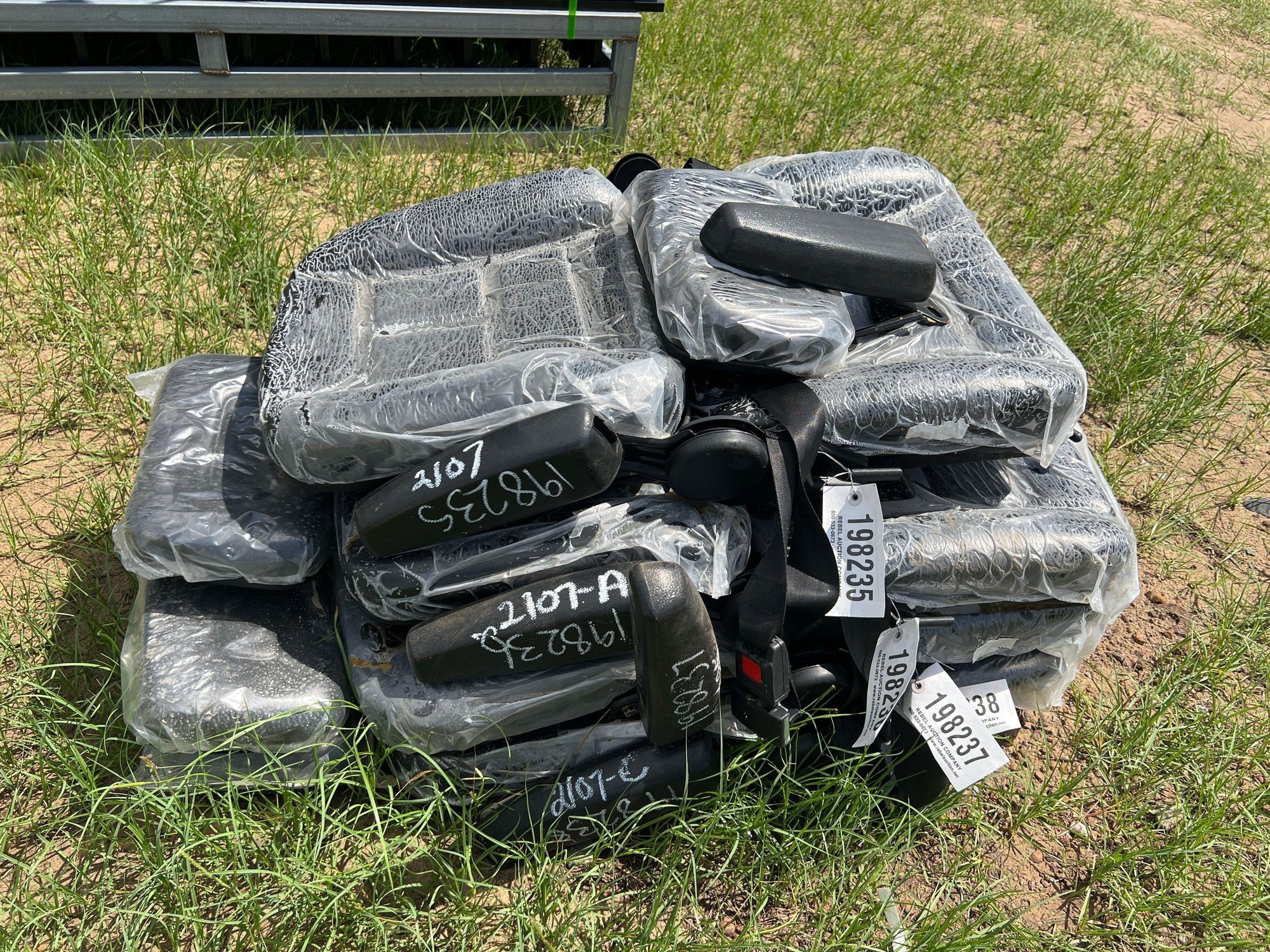 UNUSED FUTURE EQUIPMENT SEAT (A51244)