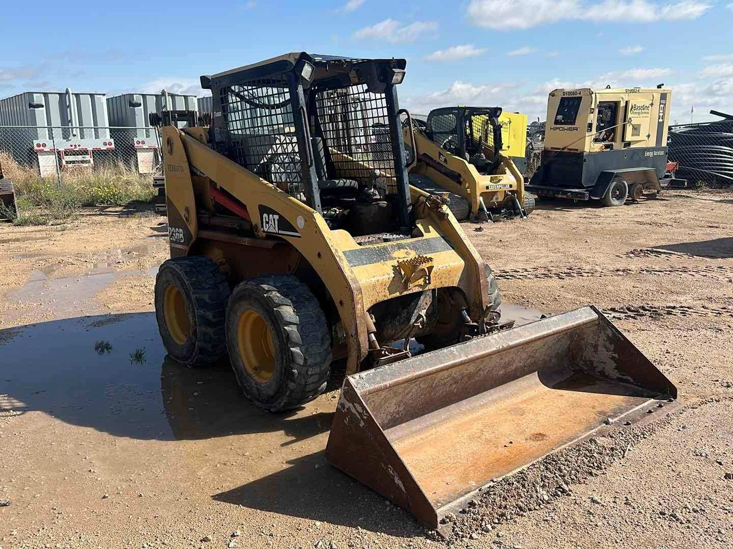 CAT 236B SKIDSTEER (A47001)